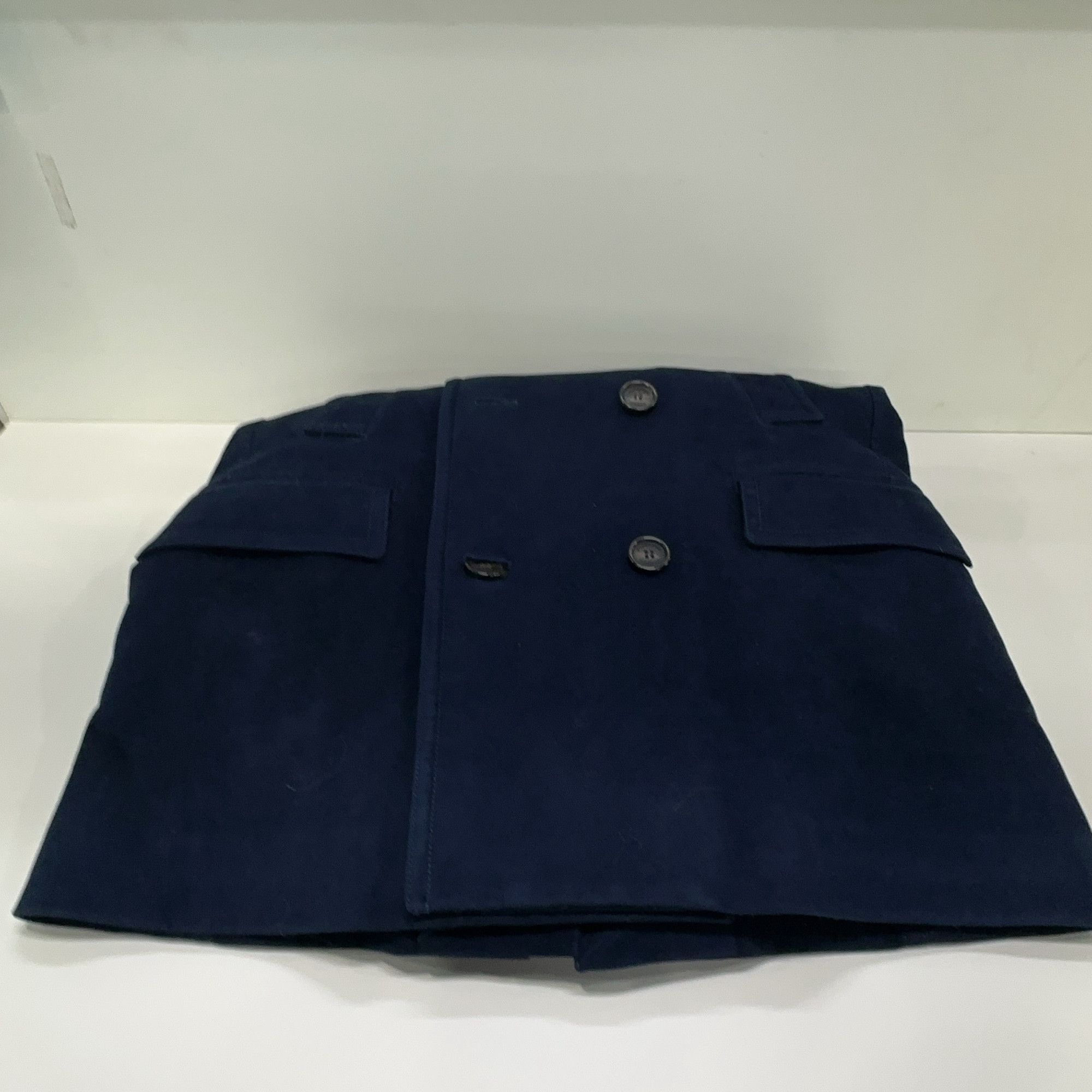 Burberry Burberry Shearling Collar Heavy Coat Size L Size US L / EU 52-54 / 3 - 10 Thumbnail