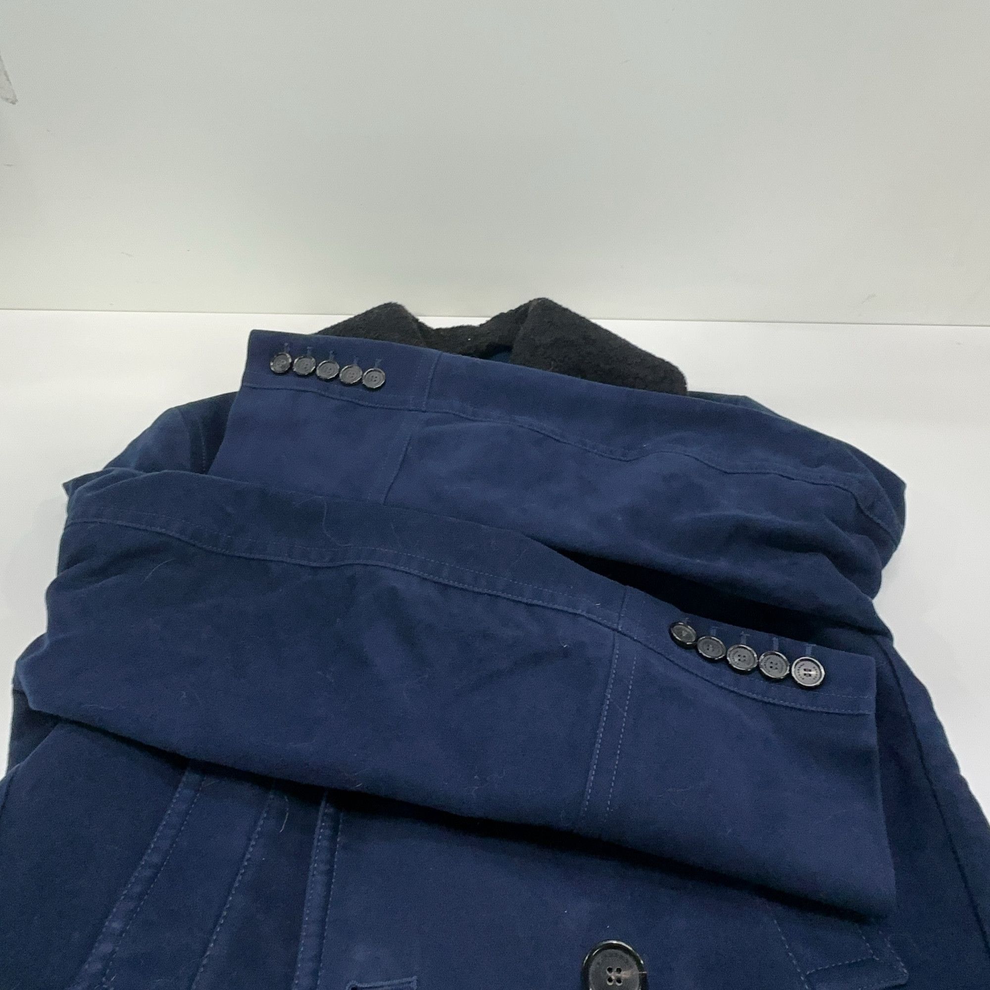 Burberry Burberry Shearling Collar Heavy Coat Size L Size US L / EU 52-54 / 3 - 7 Thumbnail
