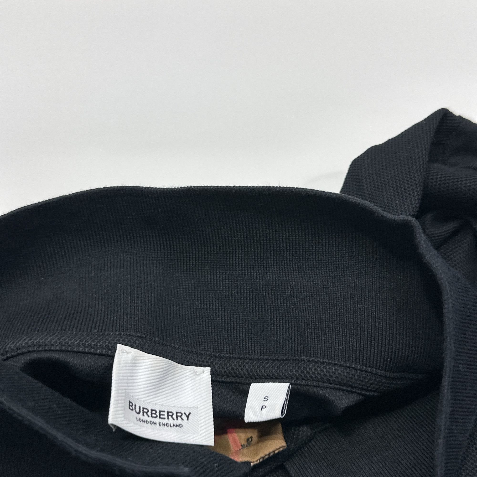 Burberry Burberry Black Long Sleeve Polo Size S Size US S / EU 44-46 / 1 - 4 Thumbnail