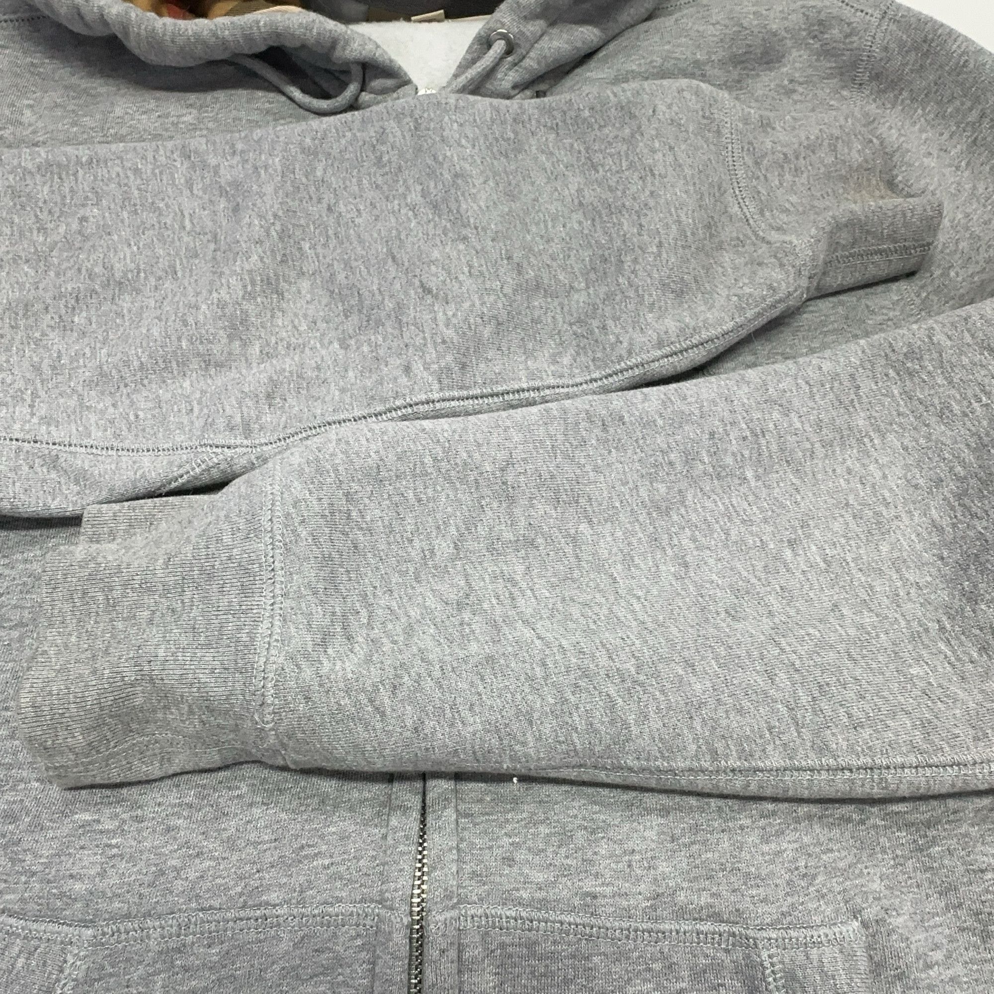 Burberry Burberry Logo Zip Hoodie Size M Size US M / EU 48-50 / 2 - 9 Thumbnail