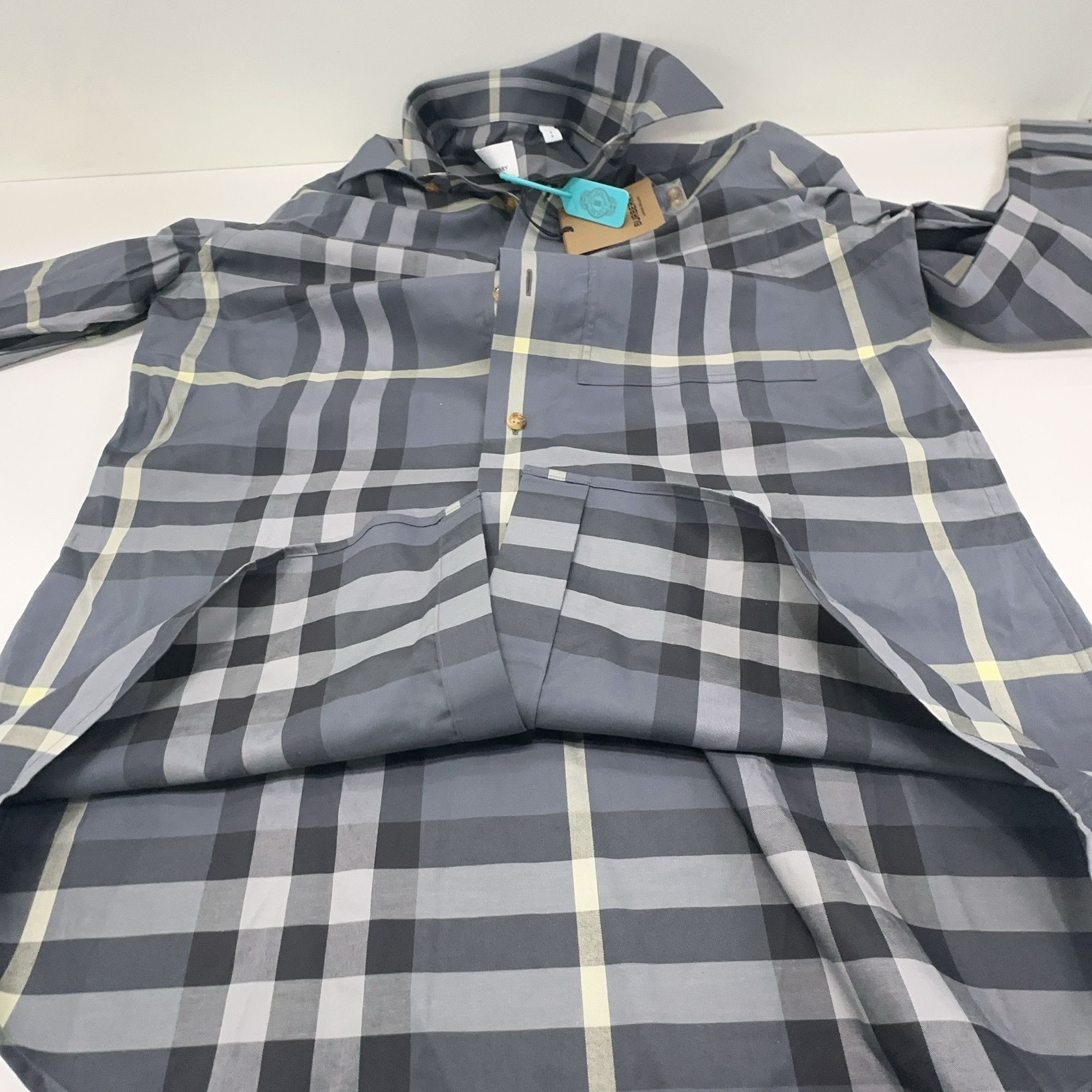 Burberry Burberry Check Button Up Shirt Size S Size US S / EU 44-46 / 1 - 13 Thumbnail