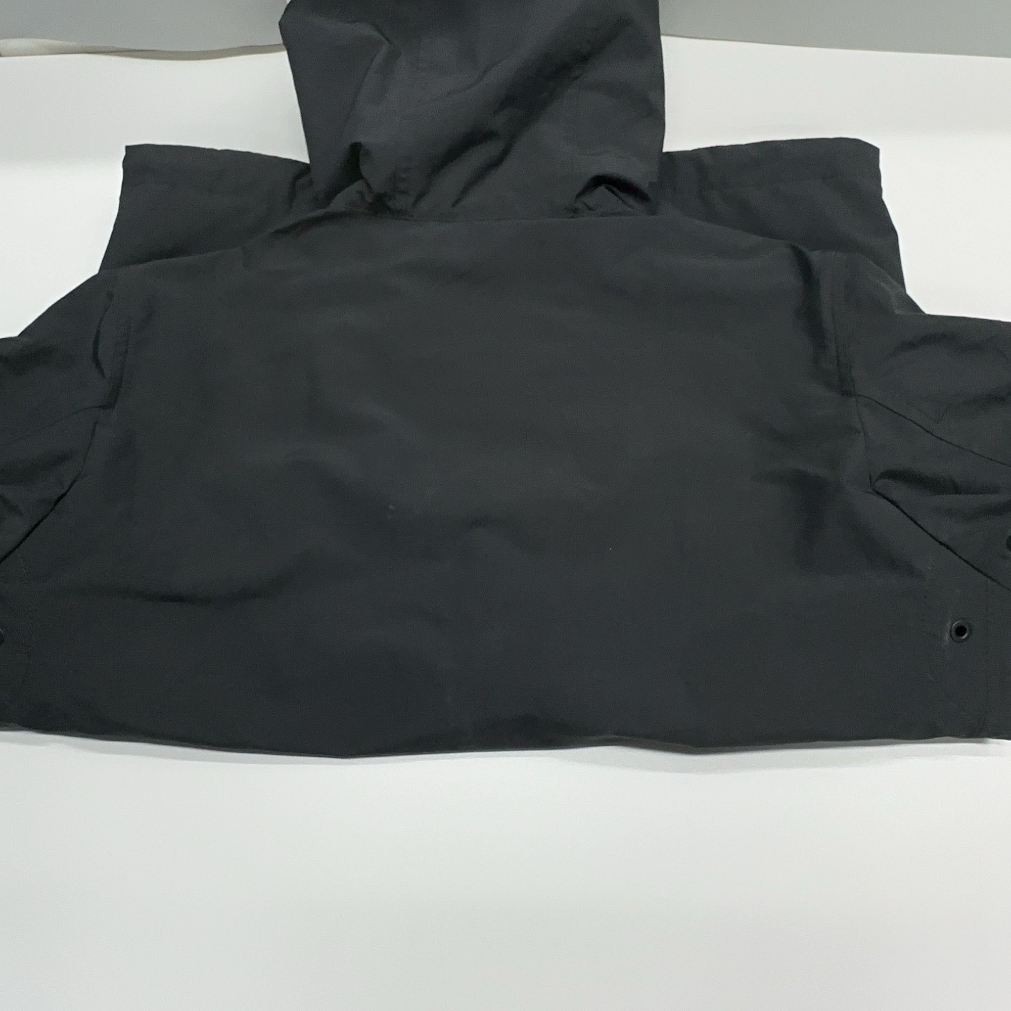 Burberry Burberry Logo Hooded Light Jacket Size S Size US S / EU 44-46 / 1 - 10 Thumbnail