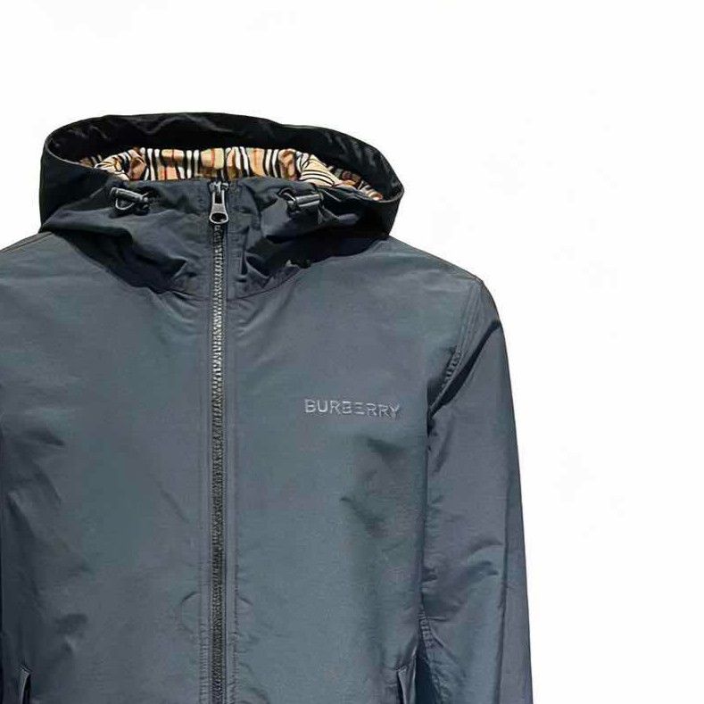 Burberry Burberry Logo Hooded Light Jacket Size S Size US S / EU 44-46 / 1 - 13 Thumbnail