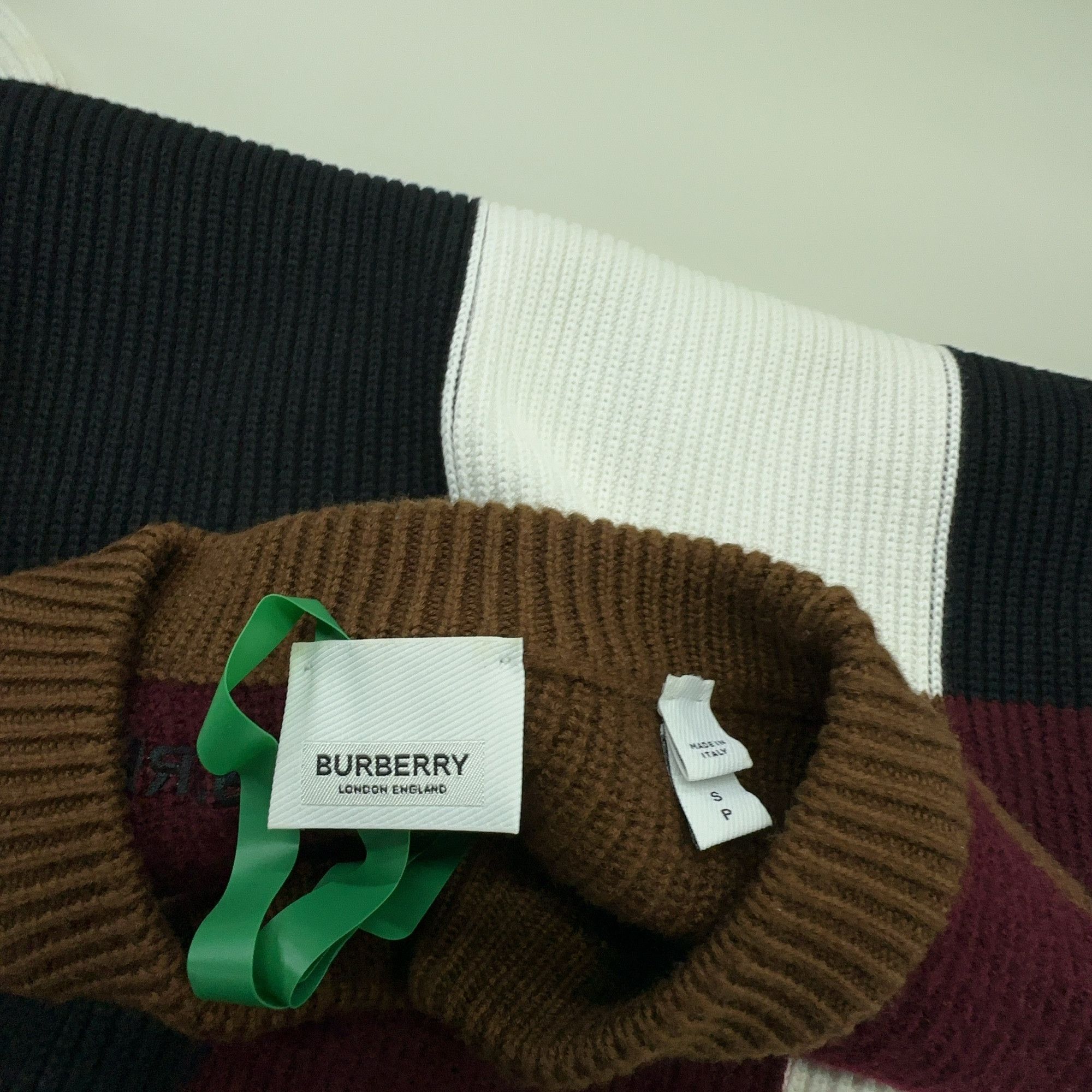 Burberry Burberry Colorblock Patchwork Sweater Size US S Size US S / EU 44-46 / 1 - 3 Thumbnail