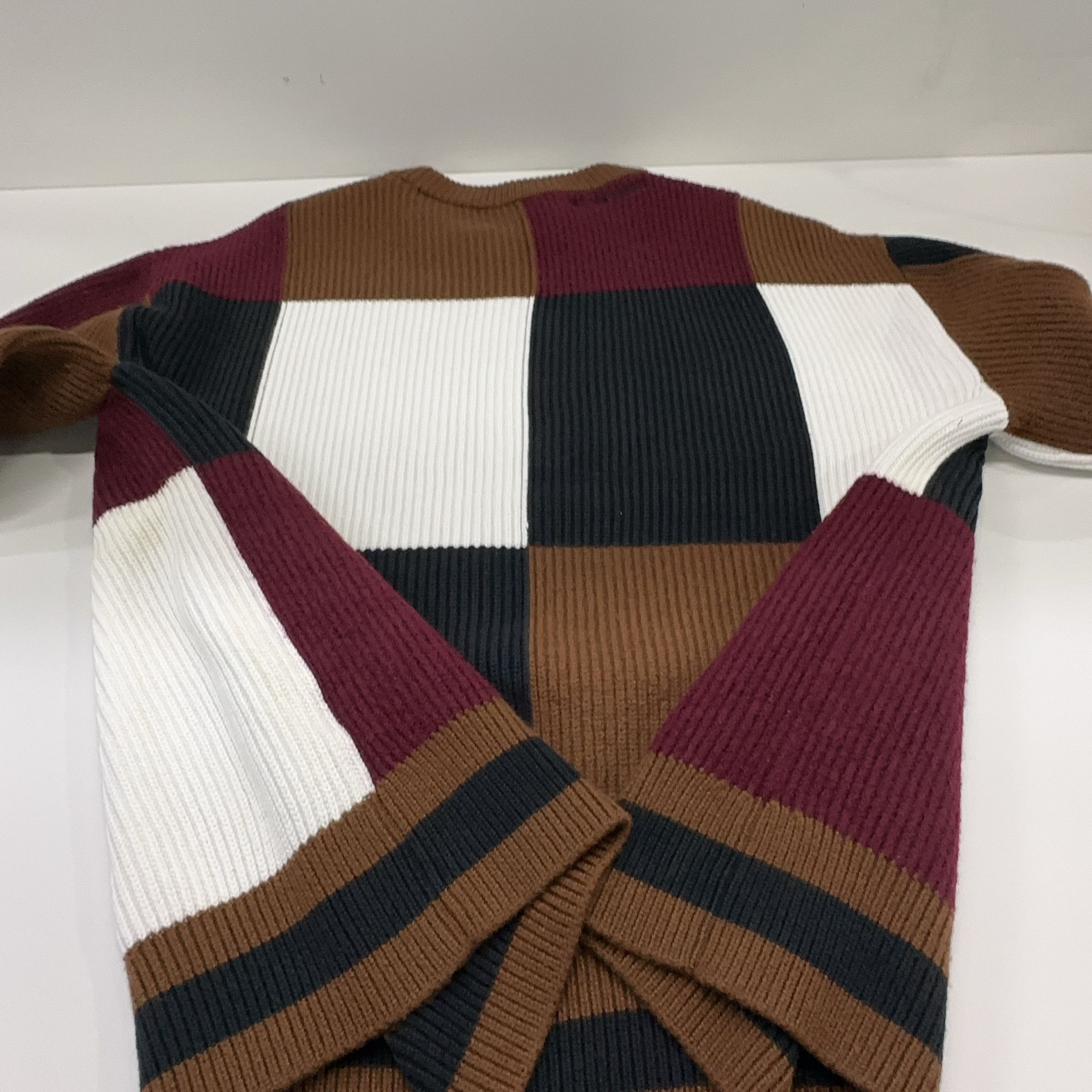 Burberry Burberry Colorblock Patchwork Sweater Size US S Size US S / EU 44-46 / 1 - 10 Thumbnail