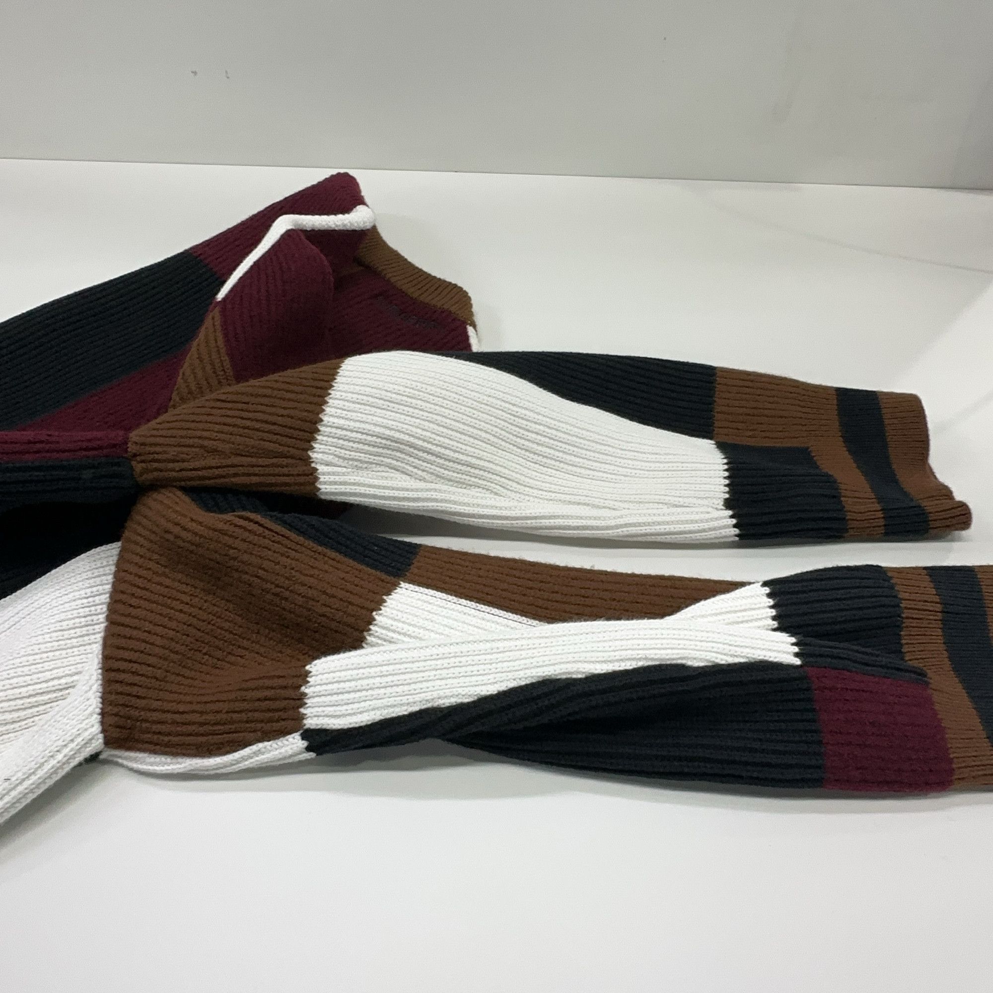 Burberry Burberry Colorblock Patchwork Sweater Size US S Size US S / EU 44-46 / 1 - 12 Thumbnail