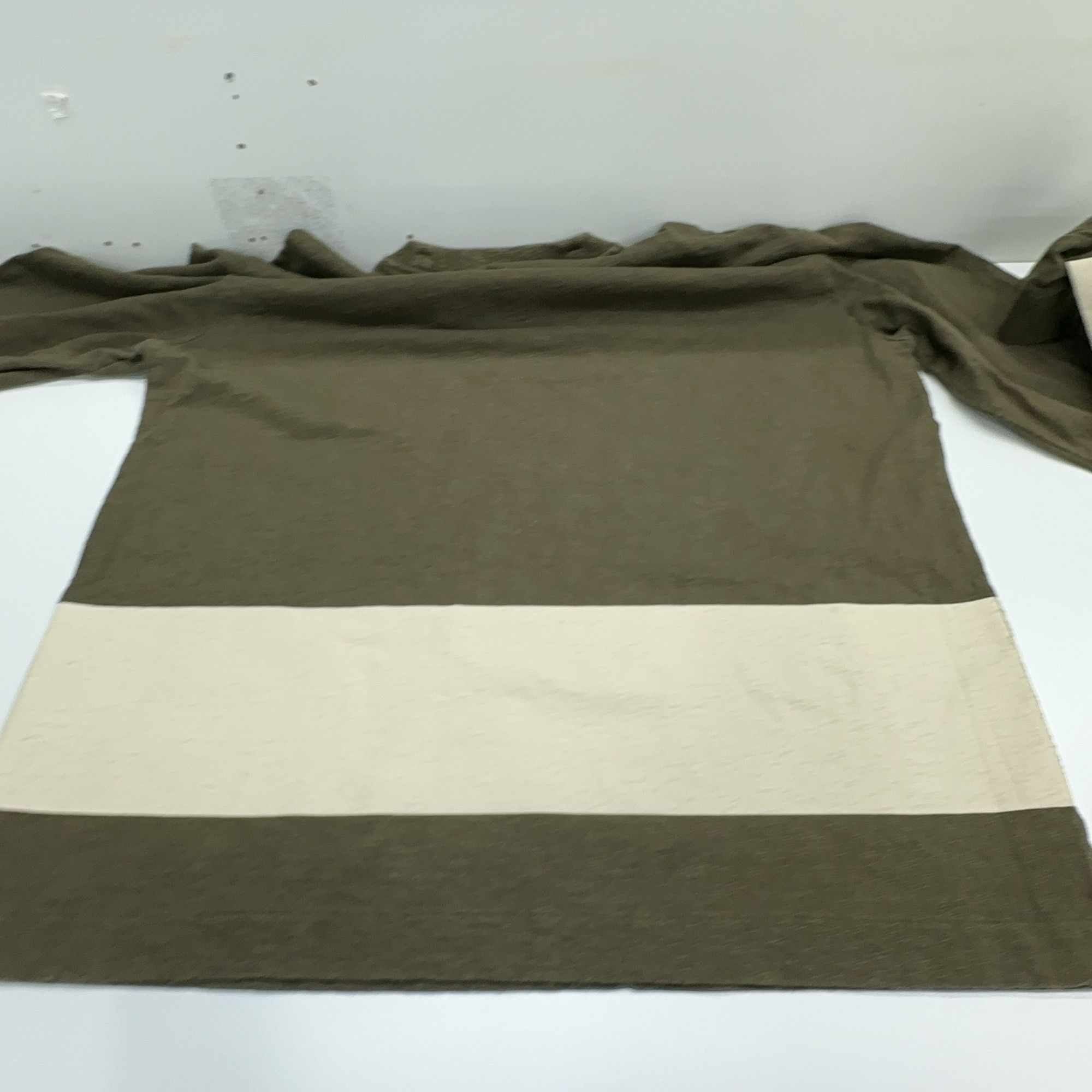 Burberry Burberry Equestrian Knight Stripe Long Sleeve T-Shirt Size X Size US XL / EU 56 / 4 - 15 Thumbnail
