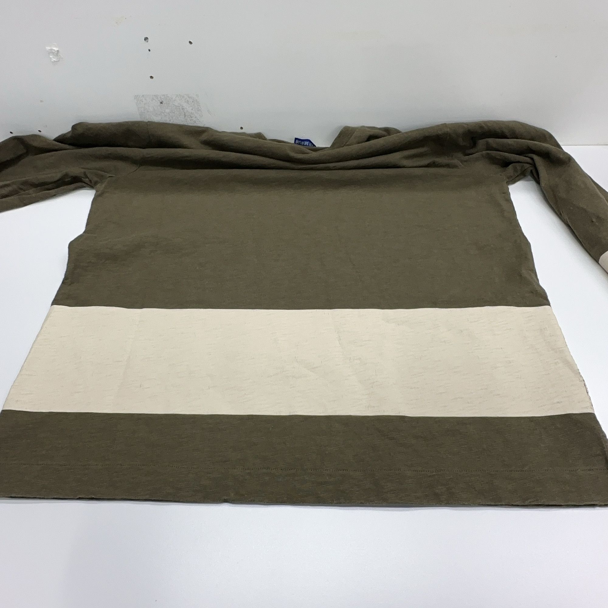Burberry Burberry Equestrian Knight Stripe Long Sleeve T-Shirt Size X Size US XL / EU 56 / 4 - 9 Thumbnail