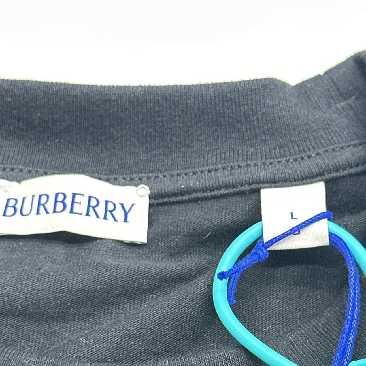 Burberry Burberry Equestrian Knight Logo T-Shirt Size L Size US L / EU 52-54 / 3 - 6 Thumbnail