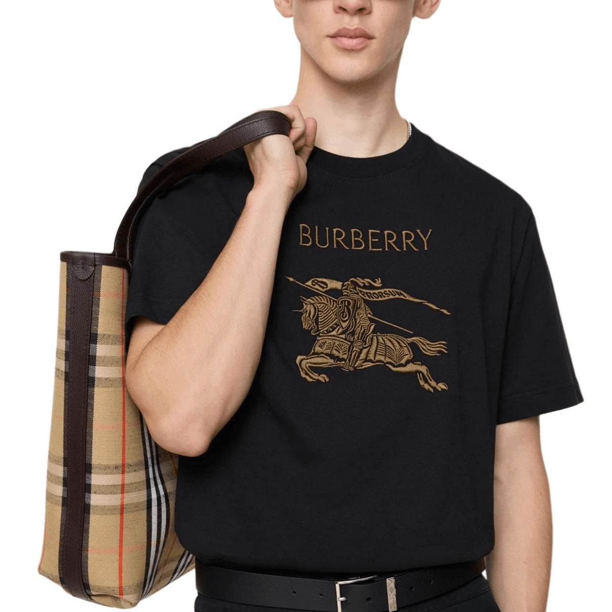 Burberry Burberry Equestrian Knight Logo T-Shirt Size L Size US L / EU 52-54 / 3 - 16 Thumbnail