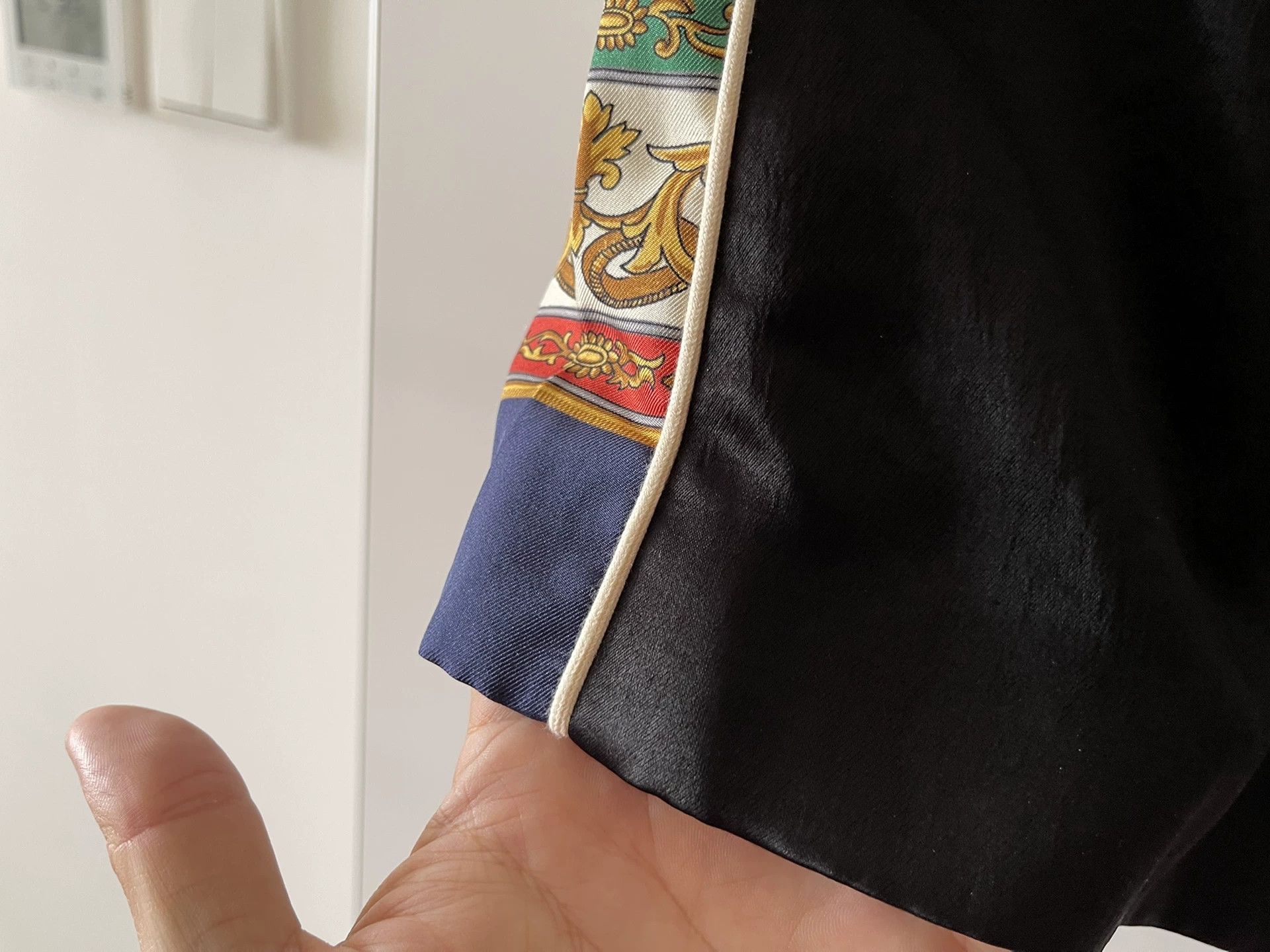 Gucci Gucci Silk Shorts Size 52 Size US 36 / EU 52 - 5 Thumbnail