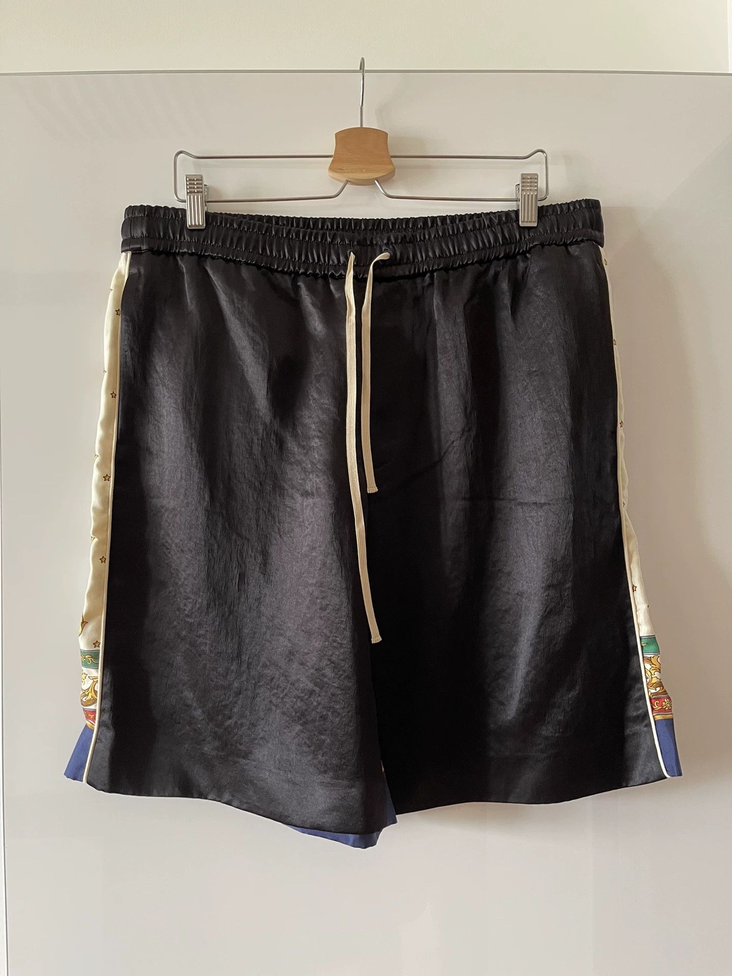 Gucci Gucci Silk Shorts Size 52 Size US 36 / EU 52 - 2 Thumbnail