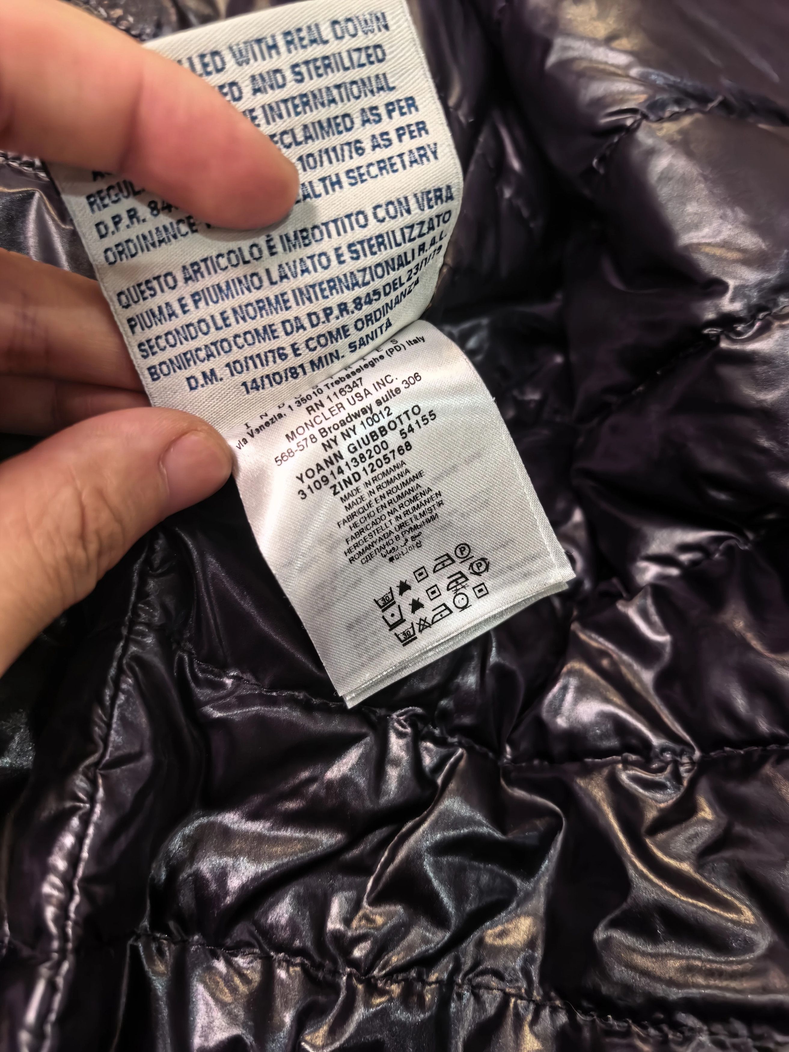 Moncler Stowable Black Puffer Jacket Size US S / EU 44-46 / 1 - 3 Thumbnail
