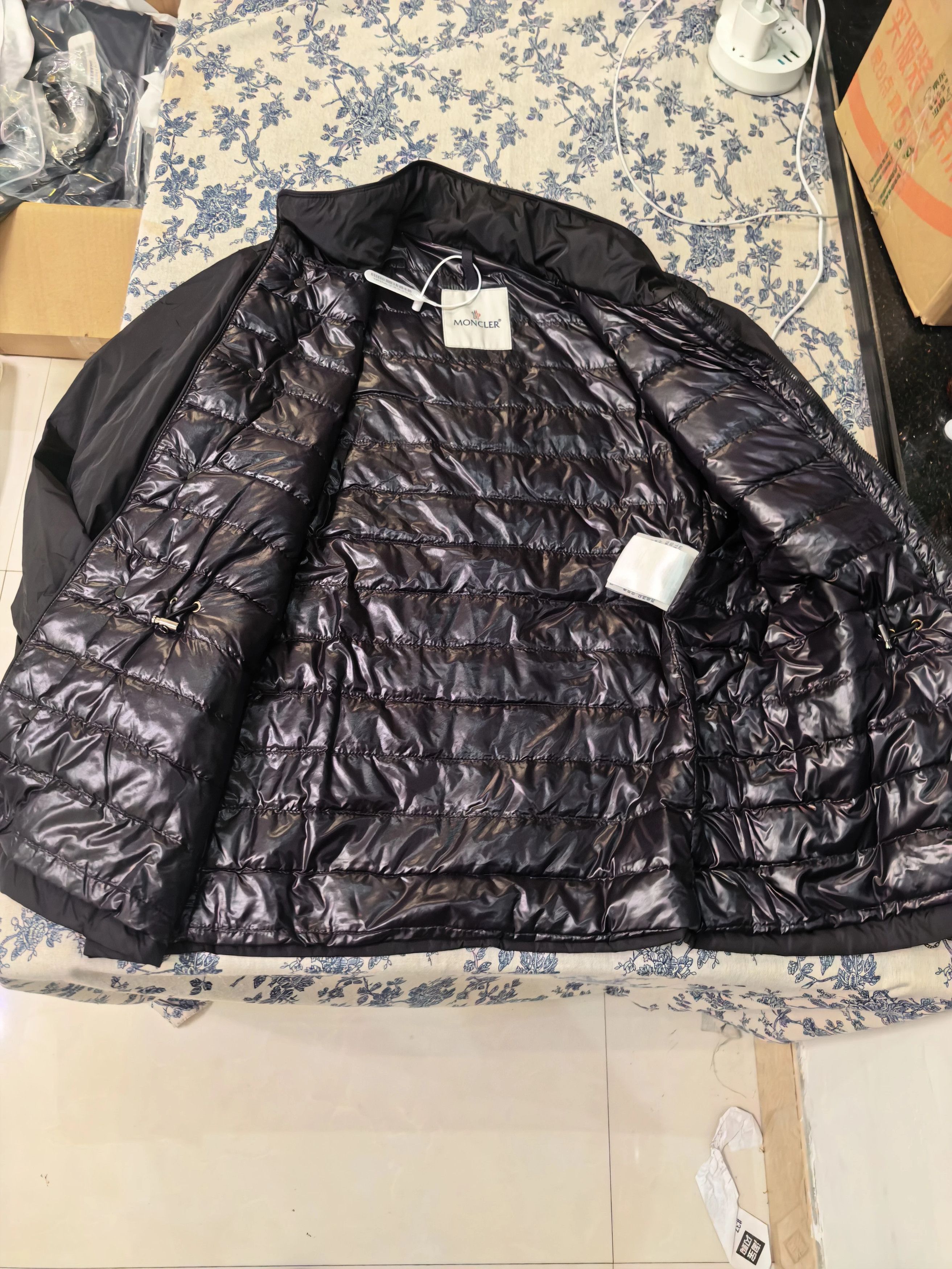 Moncler Stowable Black Puffer Jacket Size US S / EU 44-46 / 1 - 4 Thumbnail