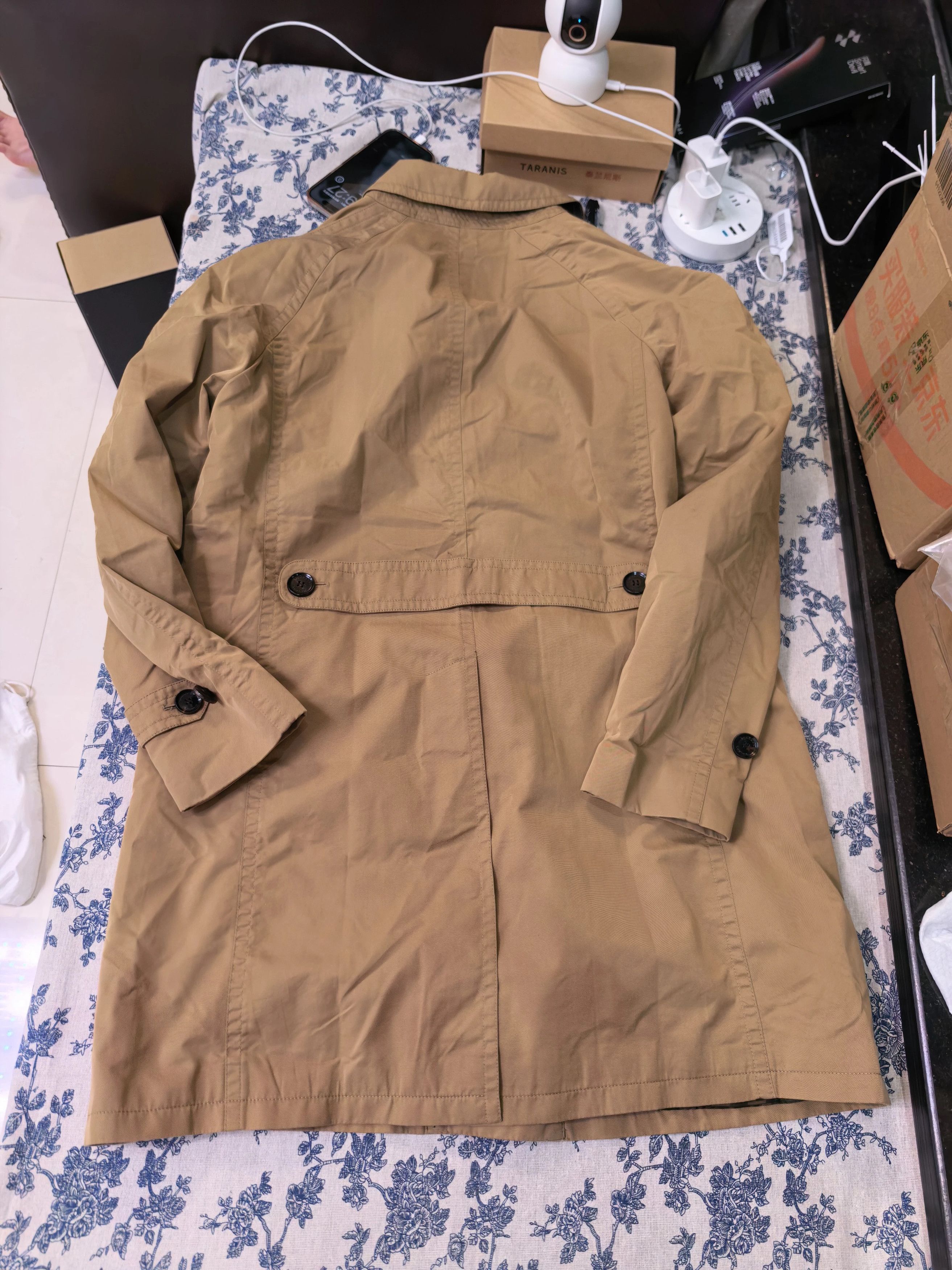 Burberry Classic Brown Trench Coat Size US M / EU 48-50 / 2 - 8 Thumbnail