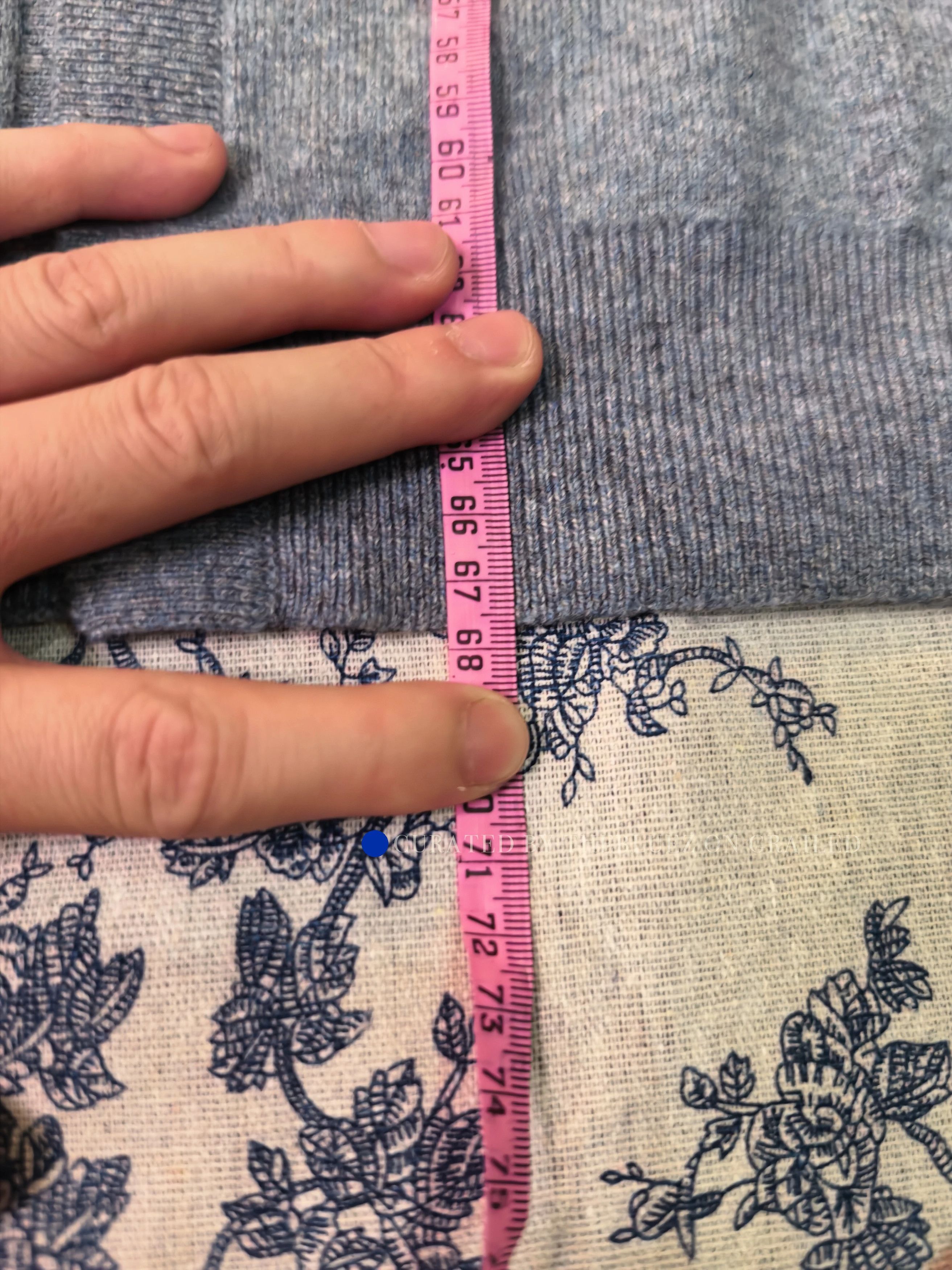 Dior Cashmere Cardigan with Lambskin Patch Size US XS / EU 42 / 0 - 3 Thumbnail