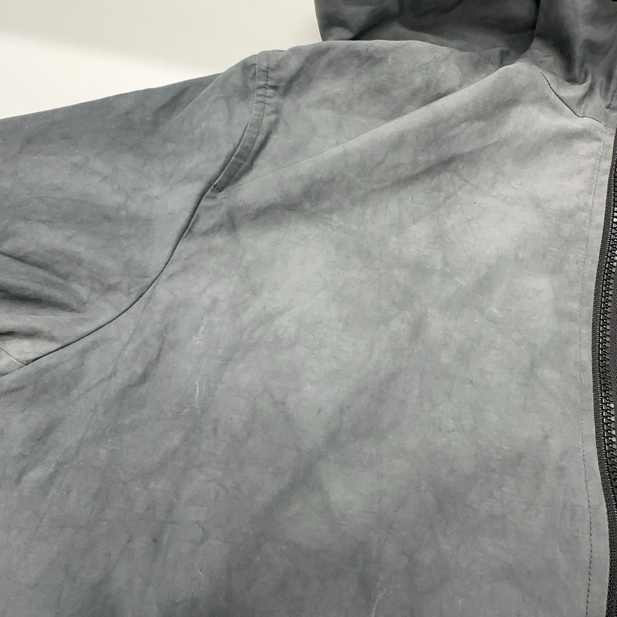 Burberry Burberry Logo Print Hooded Jacket Size L Size US L / EU 52-54 / 3 - 9 Thumbnail