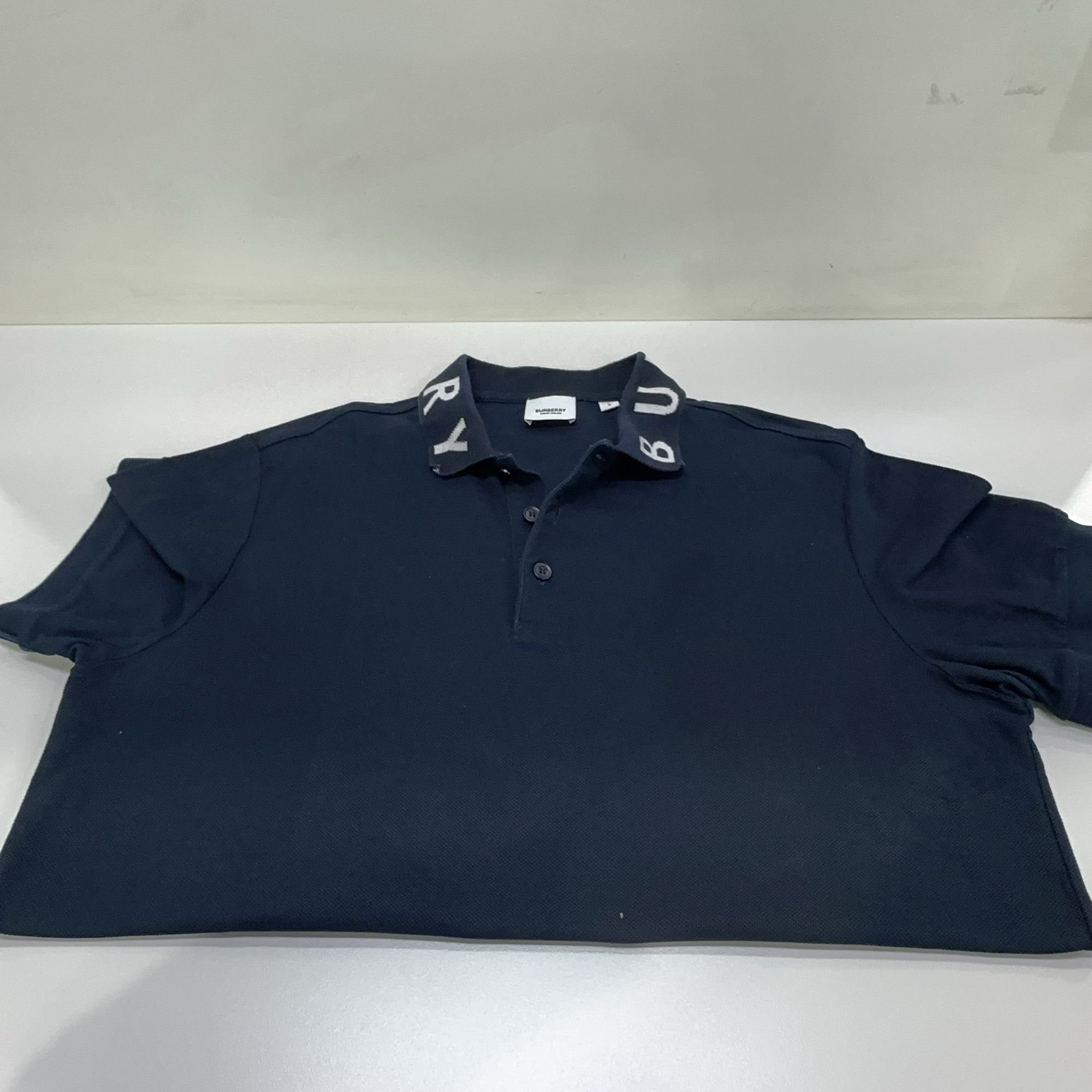 Burberry Burberry Logo Collar Polo Size L Size US L / EU 52-54 / 3 - 13 Thumbnail