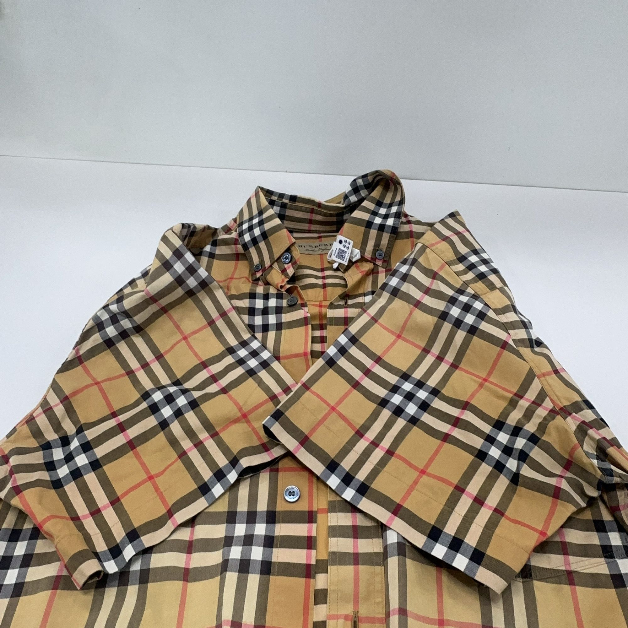 Burberry Burberry Classic Check Short Sleeve Shirt Size M Size US M / EU 48-50 / 2 - 7 Thumbnail