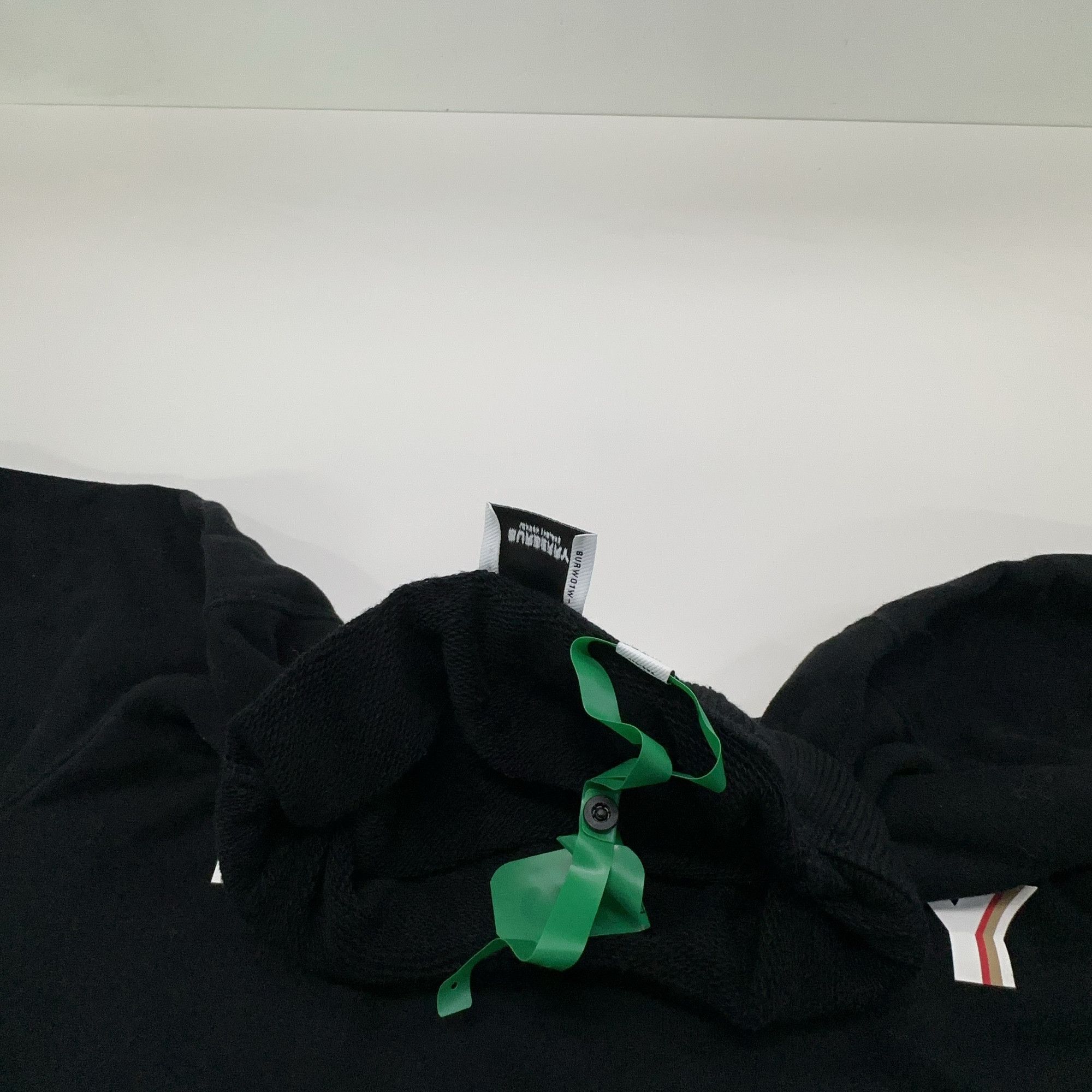 Burberry Burberry Logo Sweatshirt Black Size S Size US S / EU 44-46 / 1 - 5 Thumbnail