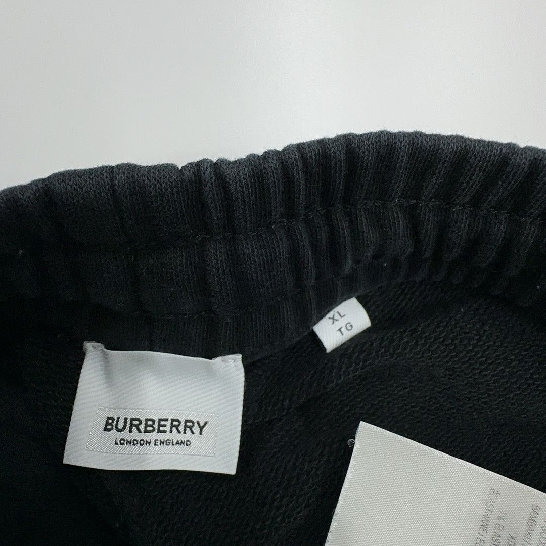 Burberry Burberry Logo Patch Sweatpants Black Size XL Size US 36 / EU 52 - 4 Thumbnail