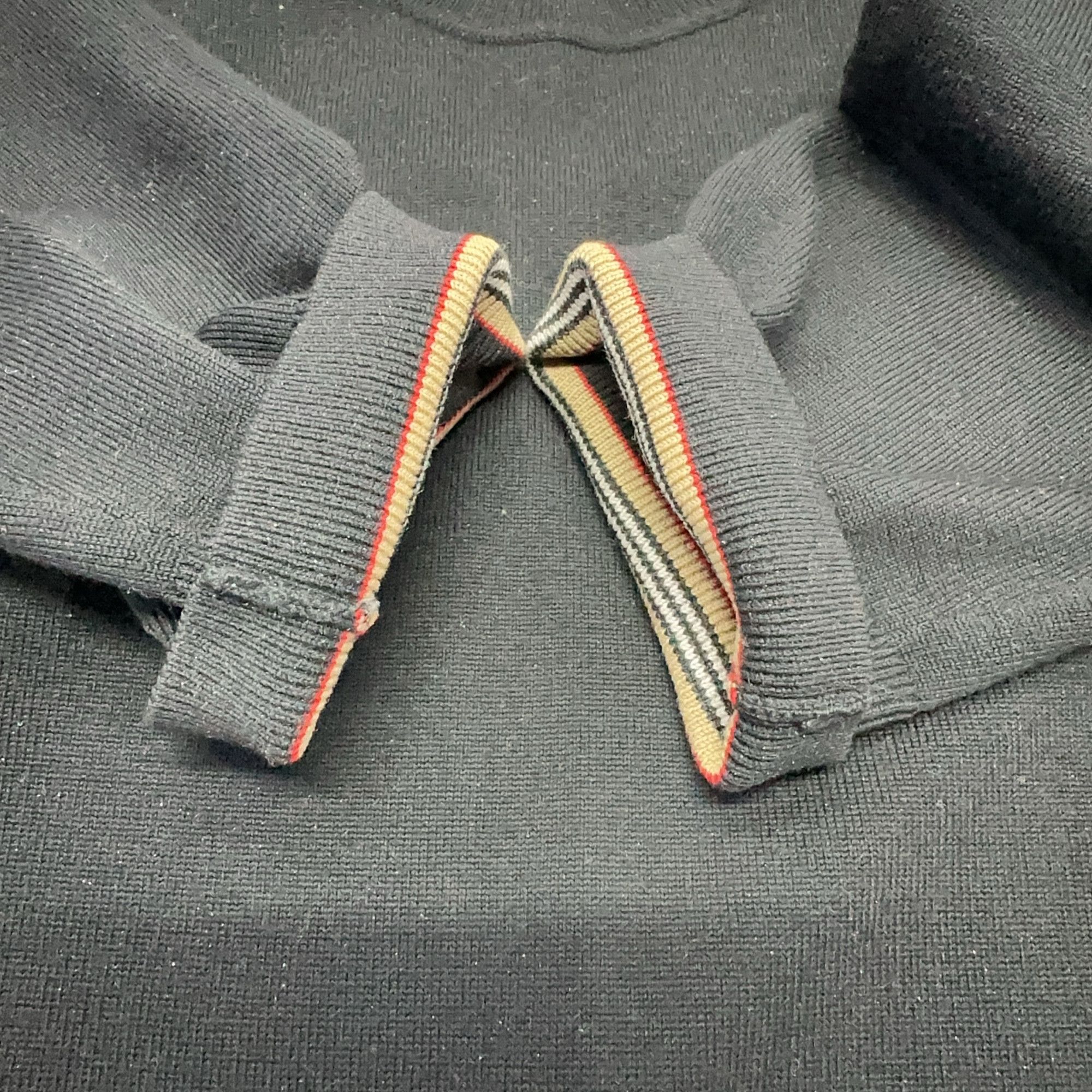 Burberry Burberry Striped Trim Sweater Size XXL Size US XXL / EU 58 / 5 - 9 Thumbnail