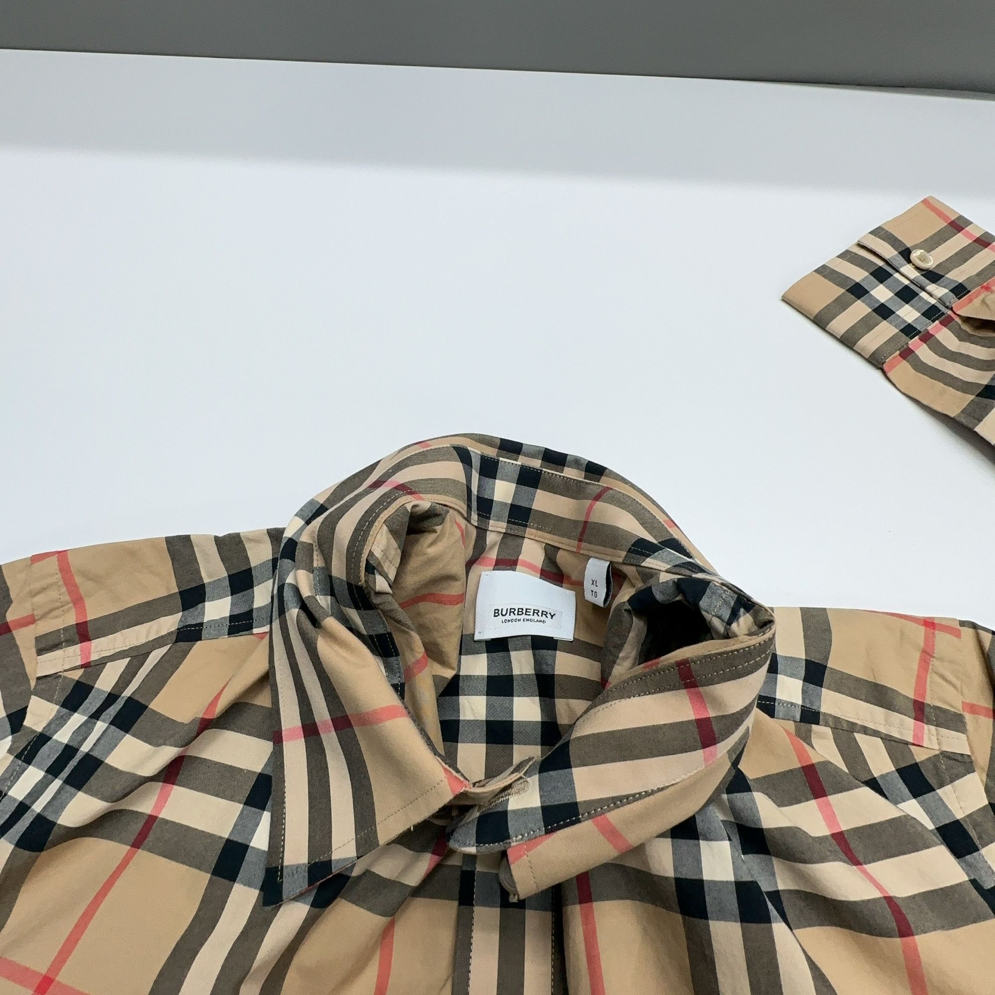 Burberry Burberry Check Long Sleeve Shirt XL Size US XL / EU 56 / 4 - 6 Thumbnail