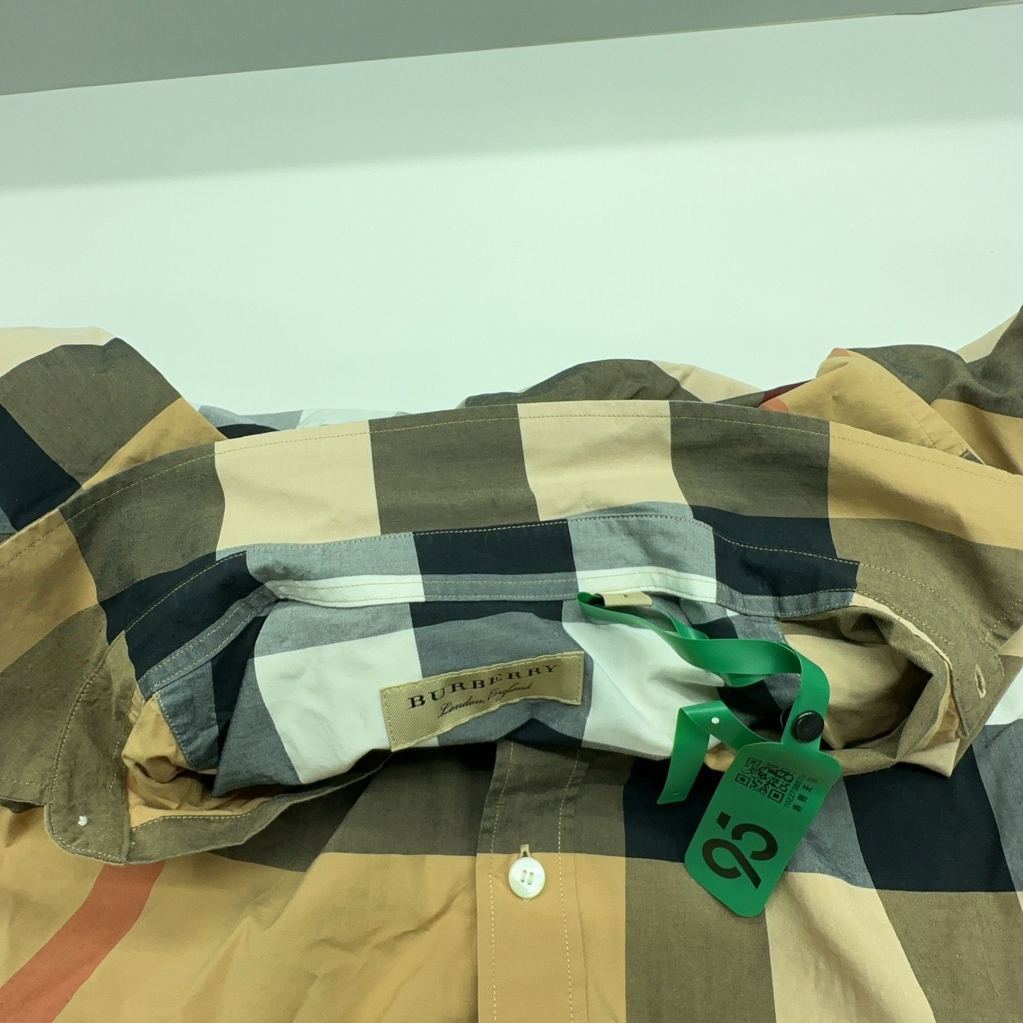 Burberry Burberry Vintage Check Shirt Size S Size US S / EU 44-46 / 1 - 5 Thumbnail