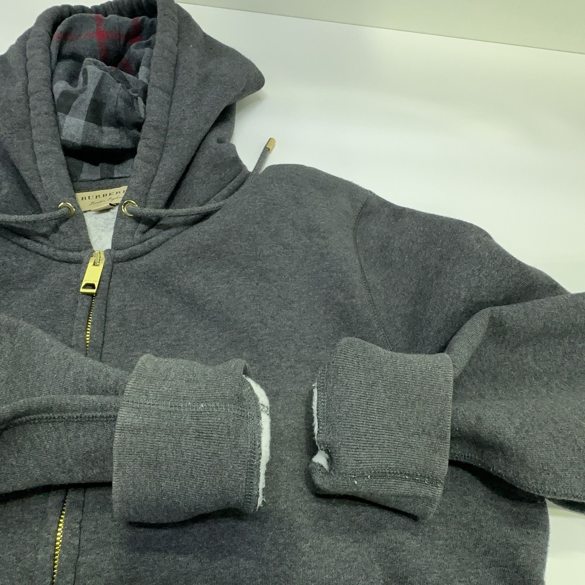 Burberry Burberry Horse Embroidery Zip Hoodie US L Size US L / EU 52-54 / 3 - 7 Thumbnail