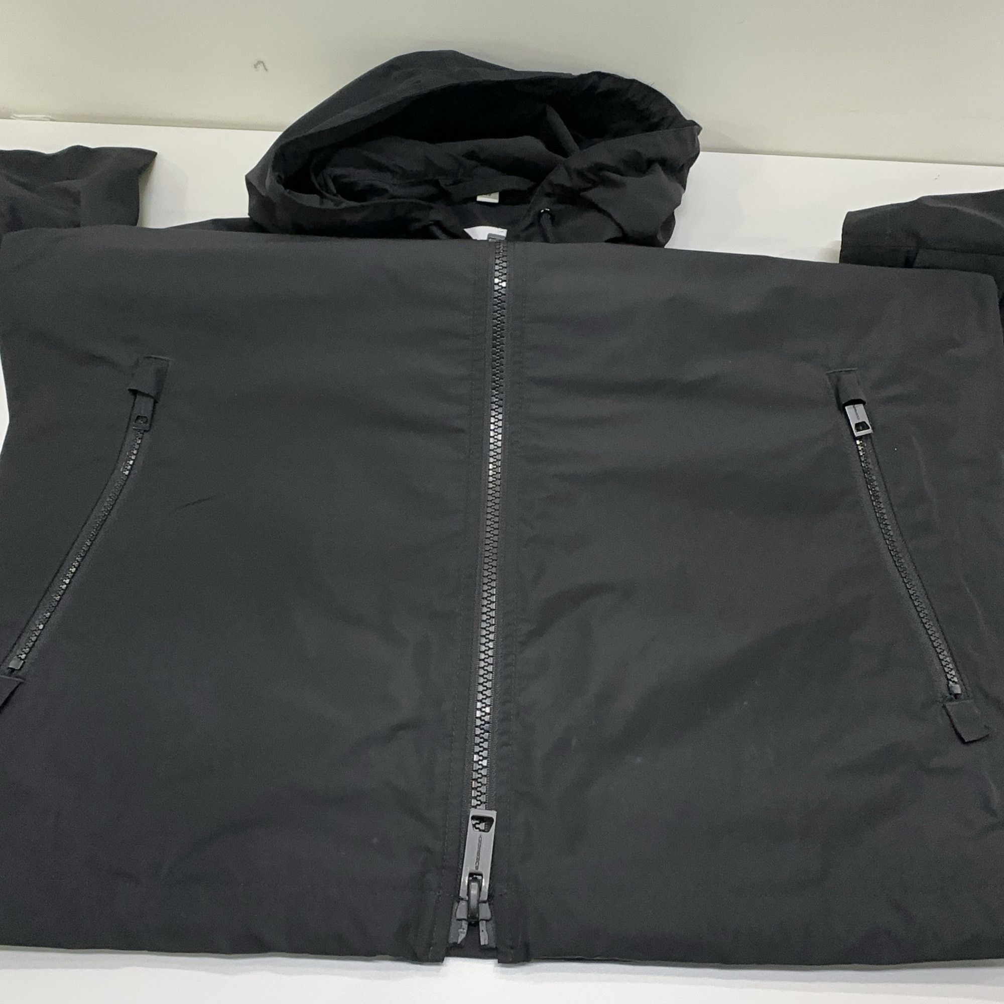 Burberry Burberry TB Monogram Logo Zip Up Jacket Size M Size US M / EU 48-50 / 2 - 7 Thumbnail