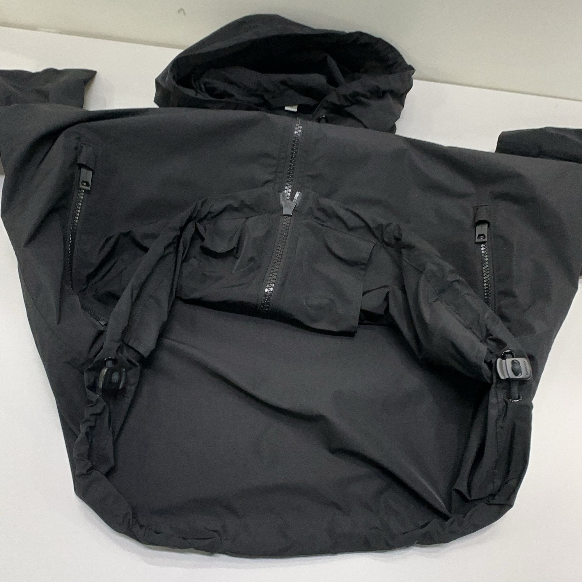 Burberry Burberry TB Monogram Logo Zip Up Jacket Size M Size US M / EU 48-50 / 2 - 8 Thumbnail