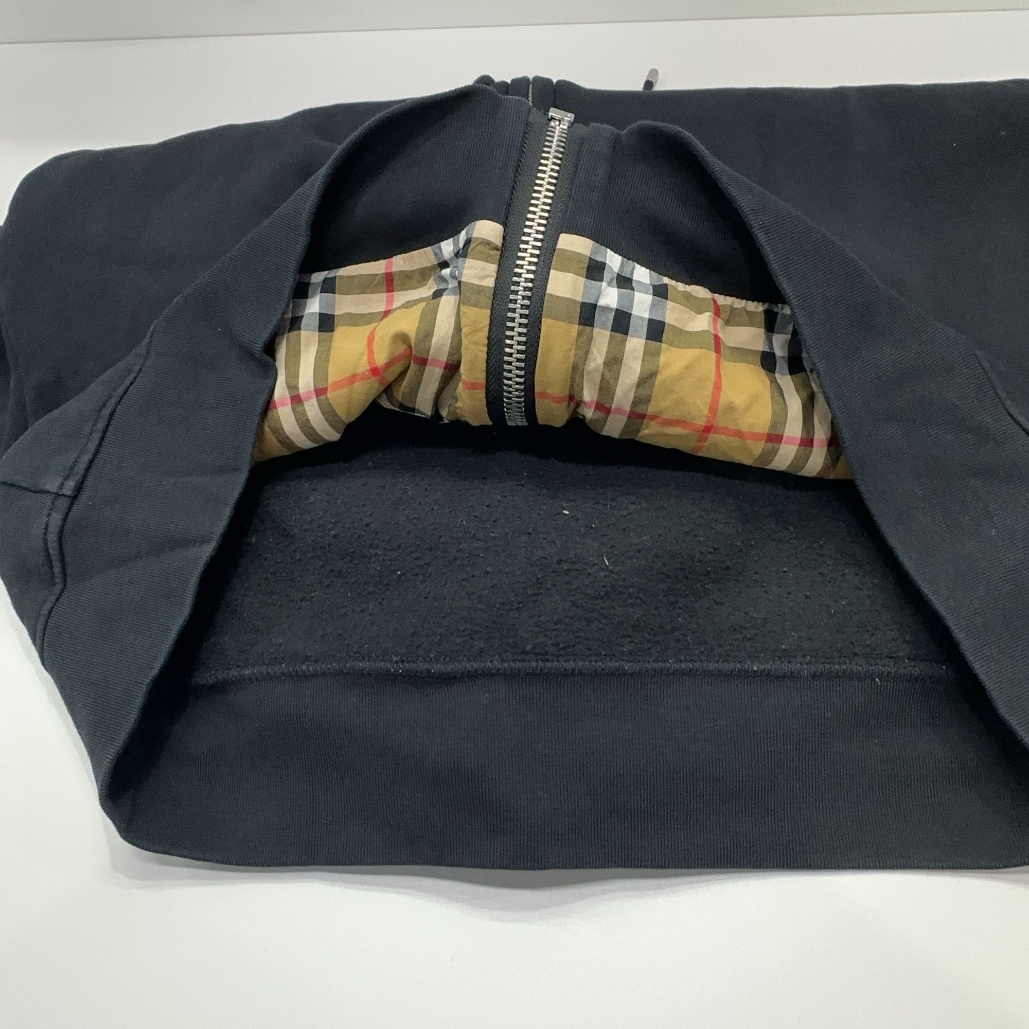 Burberry Burberry Check Lined Zip Up Hoodie Size L Size US L / EU 52-54 / 3 - 7 Thumbnail
