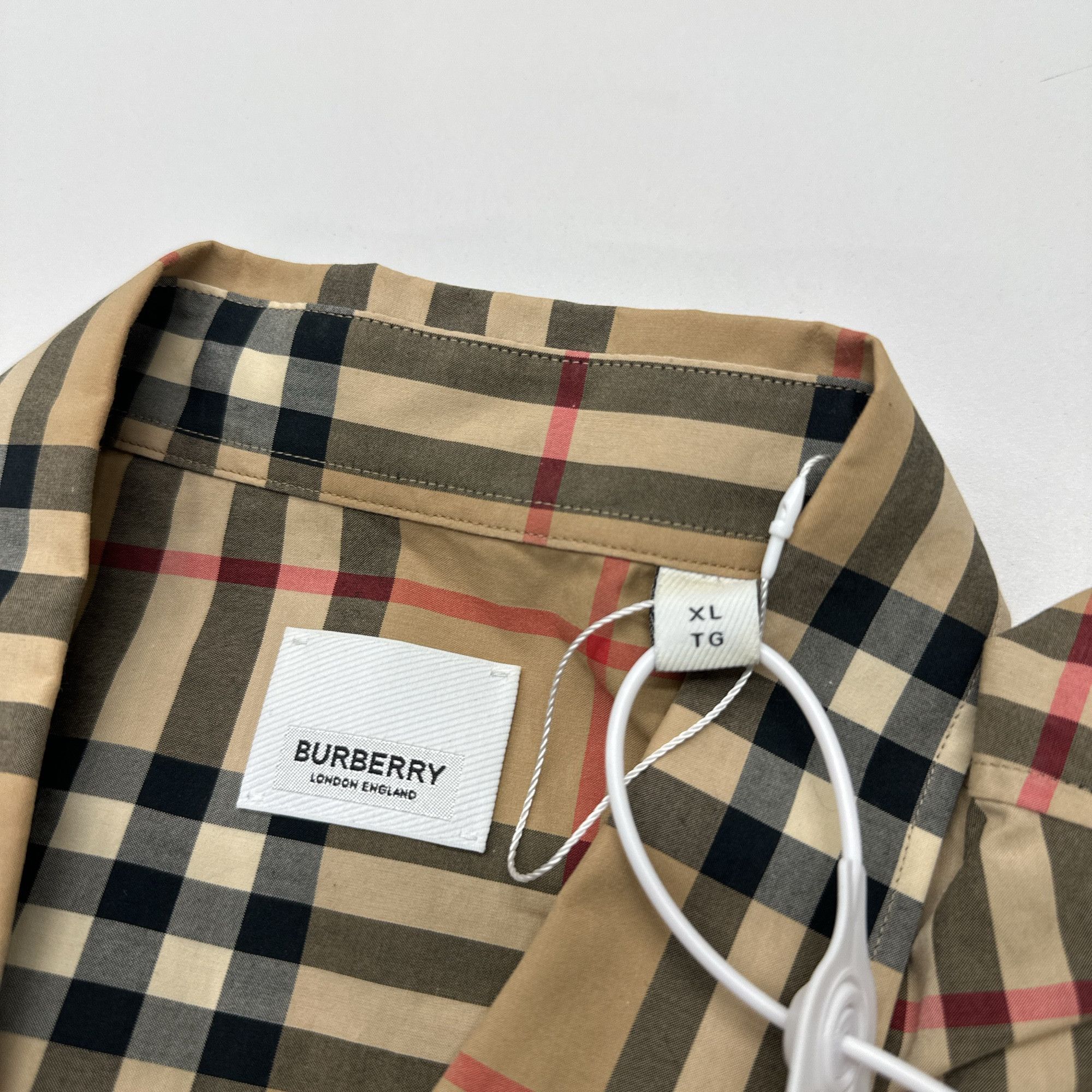 Burberry Burberry Vintage Check Button Up Shirt Size XL Size US XL / EU 56 / 4 - 4 Thumbnail
