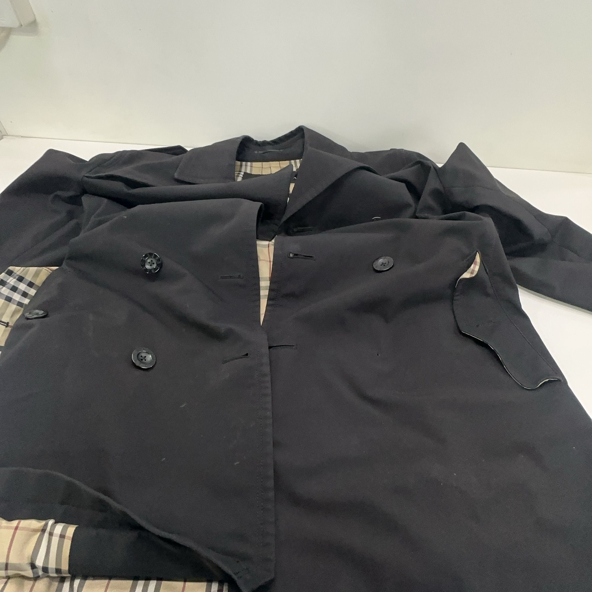Burberry Burberry Black Label Double Breasted Trench Coat Size M Size US M / EU 48-50 / 2 - 7 Thumbnail