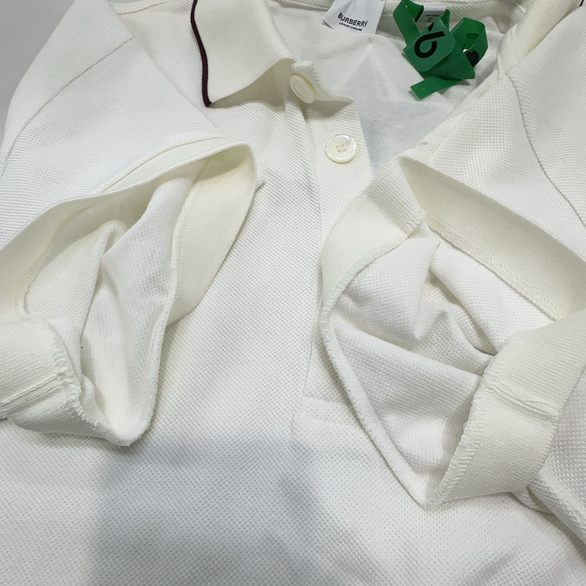 Burberry Burberry Logo Patch Polo Shirt White Size XL Size US XL / EU 56 / 4 - 13 Thumbnail