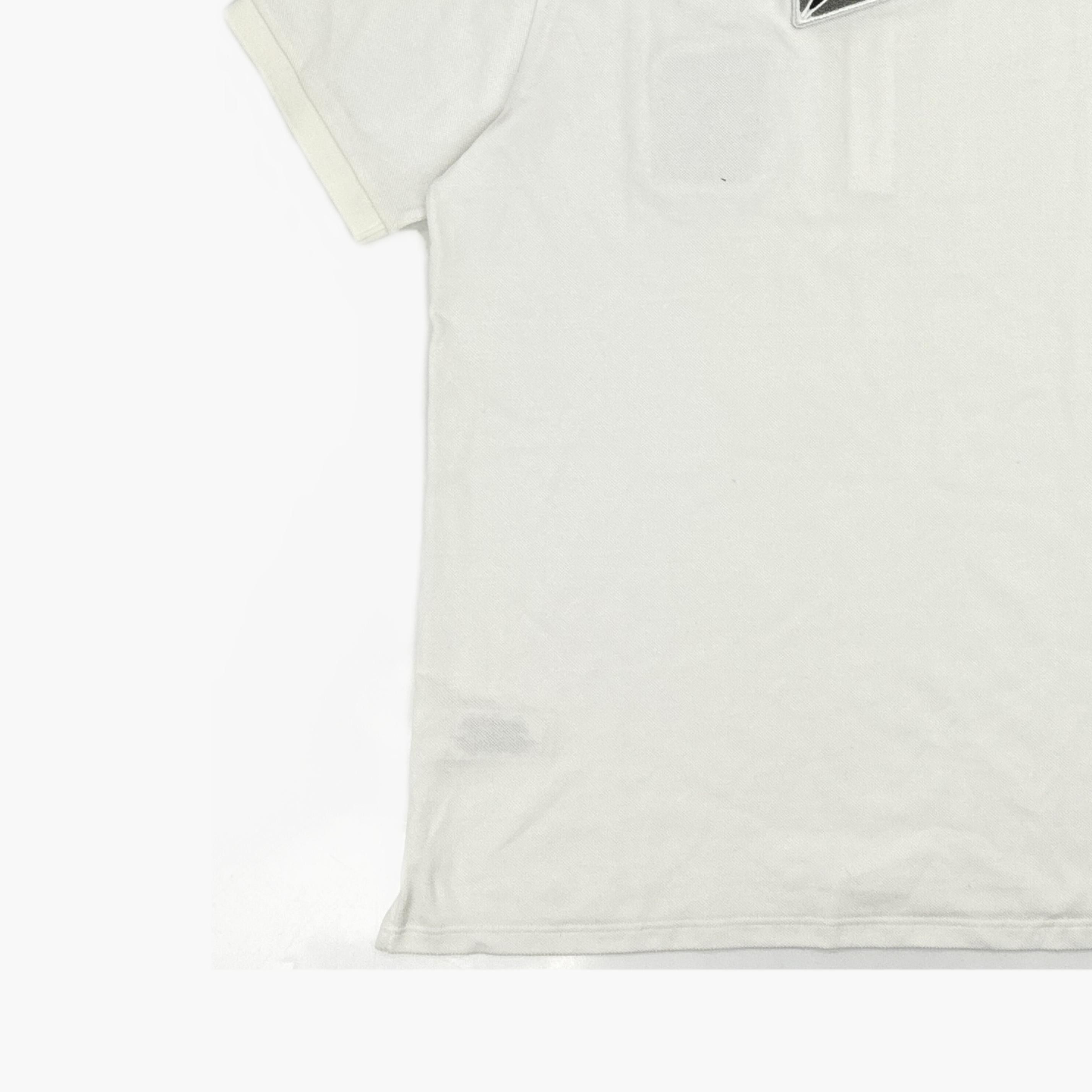Burberry Burberry Logo Patch Polo Shirt White Size XL Size US XL / EU 56 / 4 - 4 Thumbnail