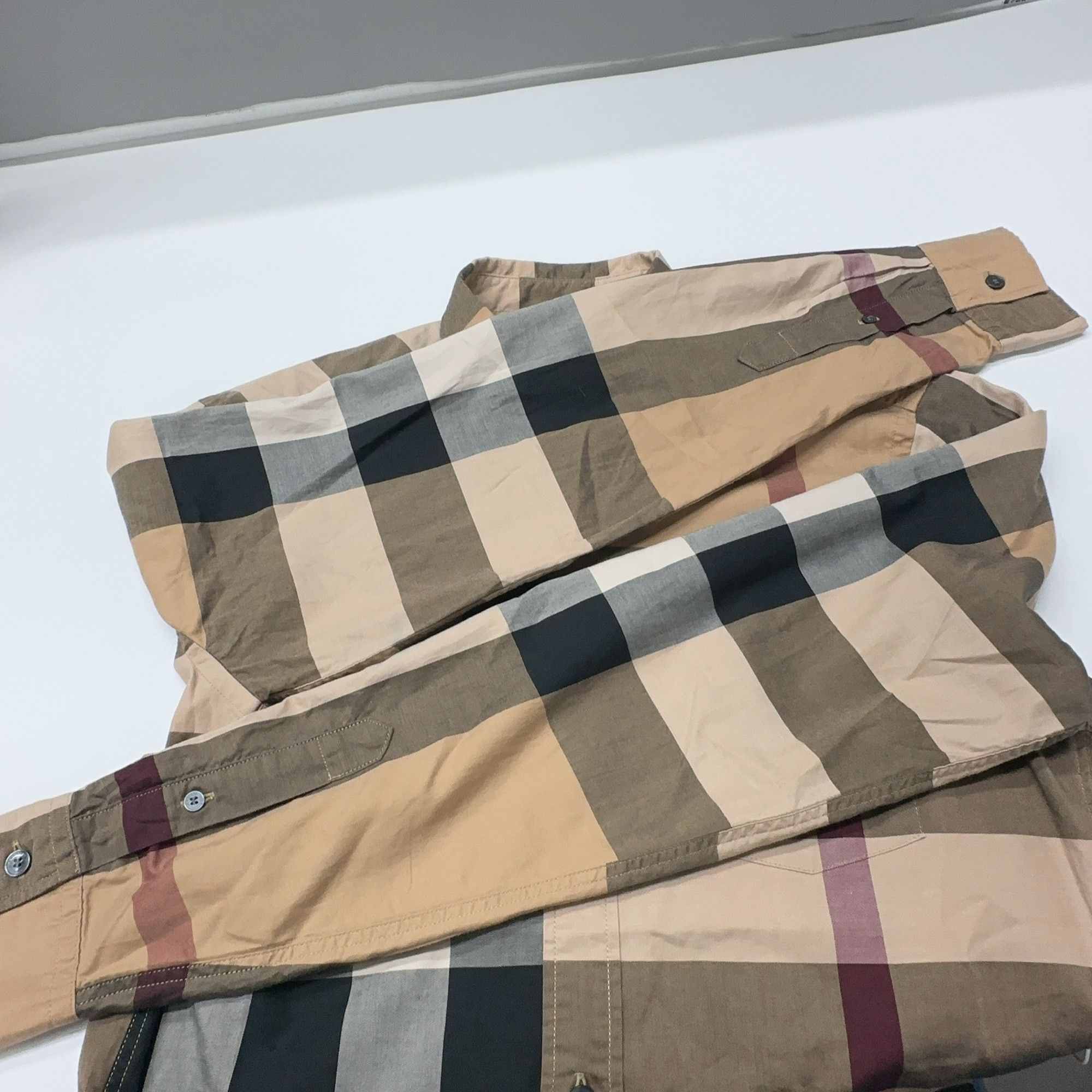 Burberry Burberry Check Long Sleeve Shirt Size S Size US S / EU 44-46 / 1 - 9 Thumbnail