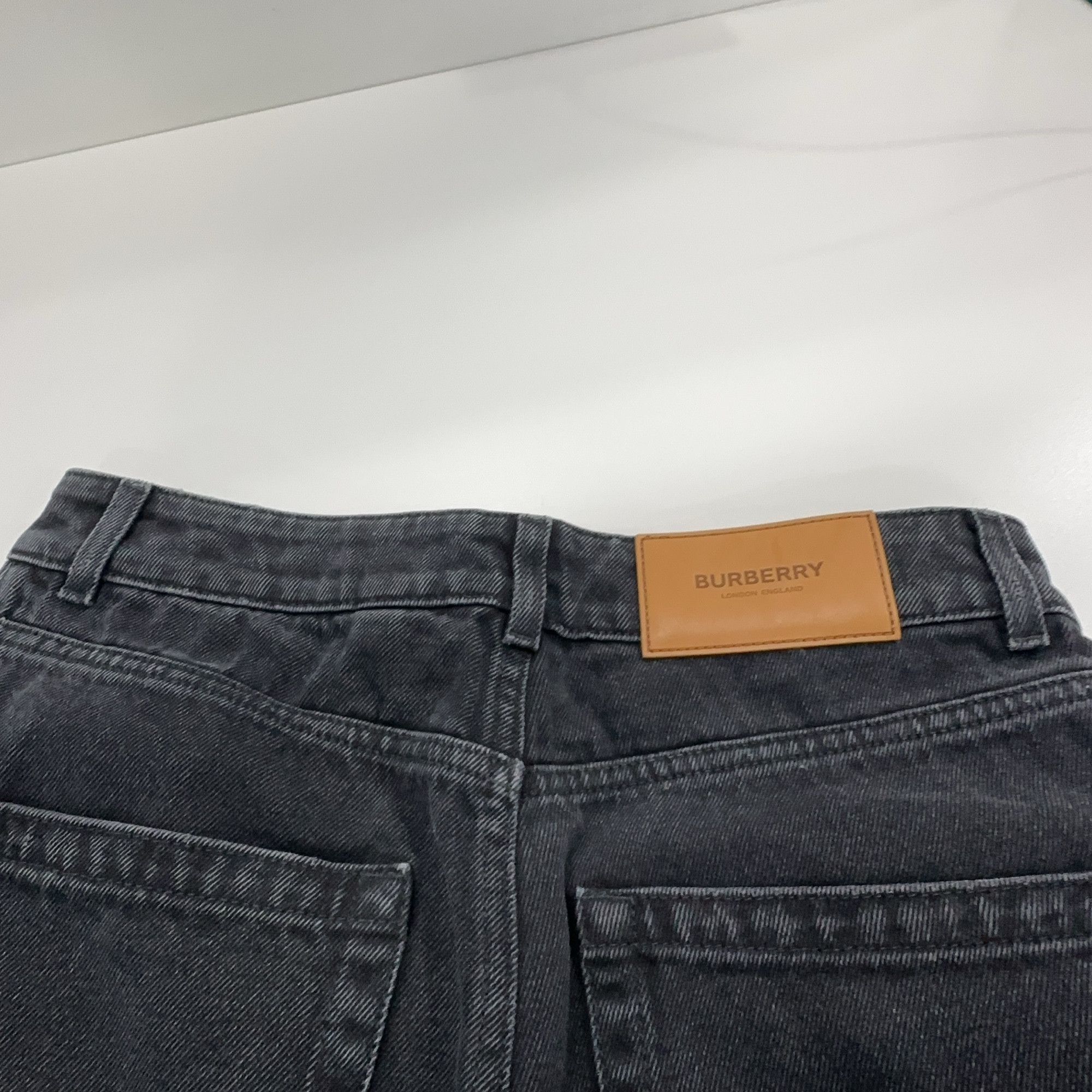 Burberry Burberry Logo Patch Jeans Size 29 Size 29" - 9 Thumbnail