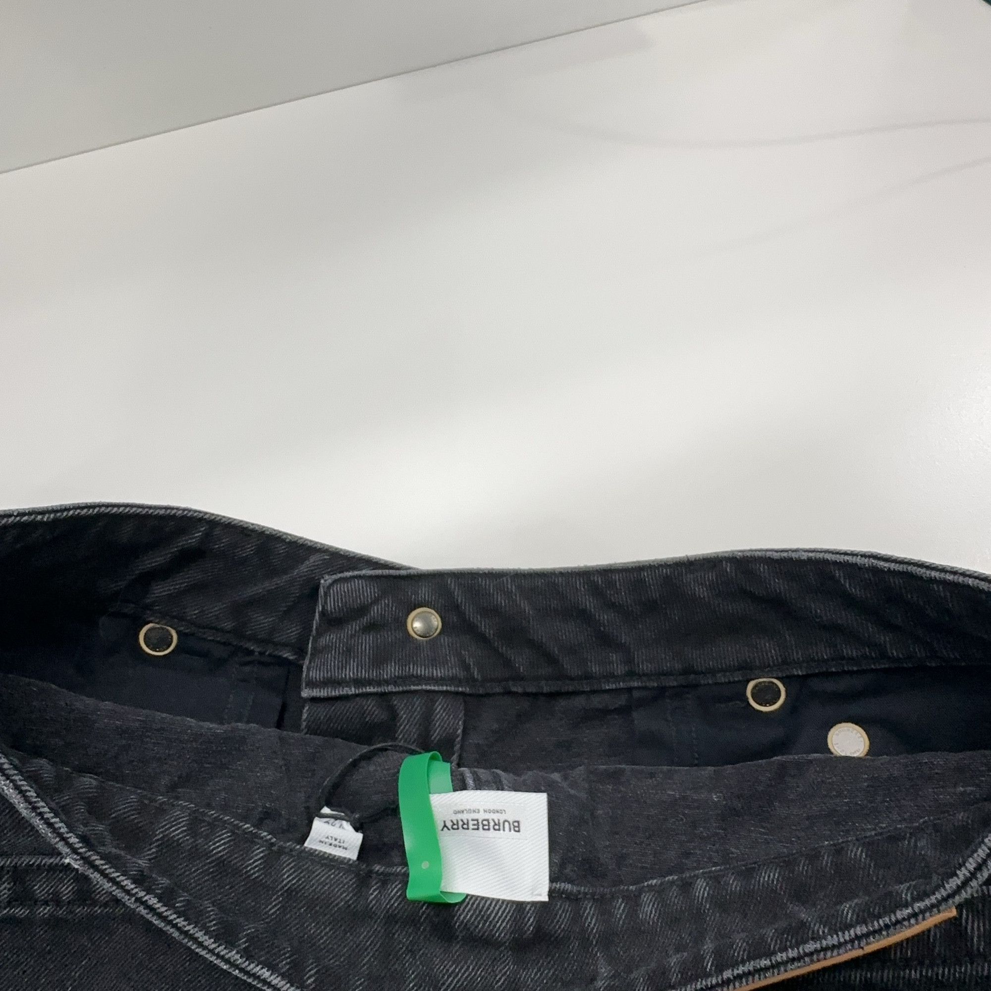 Burberry Burberry Logo Patch Jeans Size 29 Size 29" - 8 Thumbnail