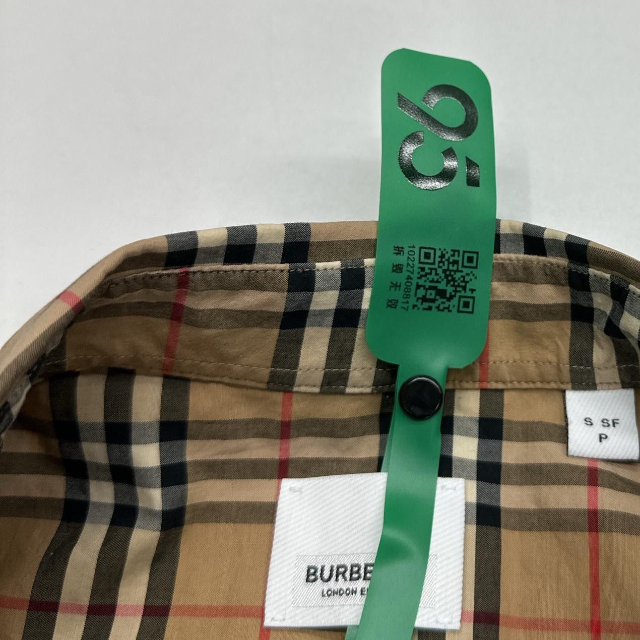 Burberry Burberry Check Button Up Shirt Size S Size US S / EU 44-46 / 1 - 7 Thumbnail