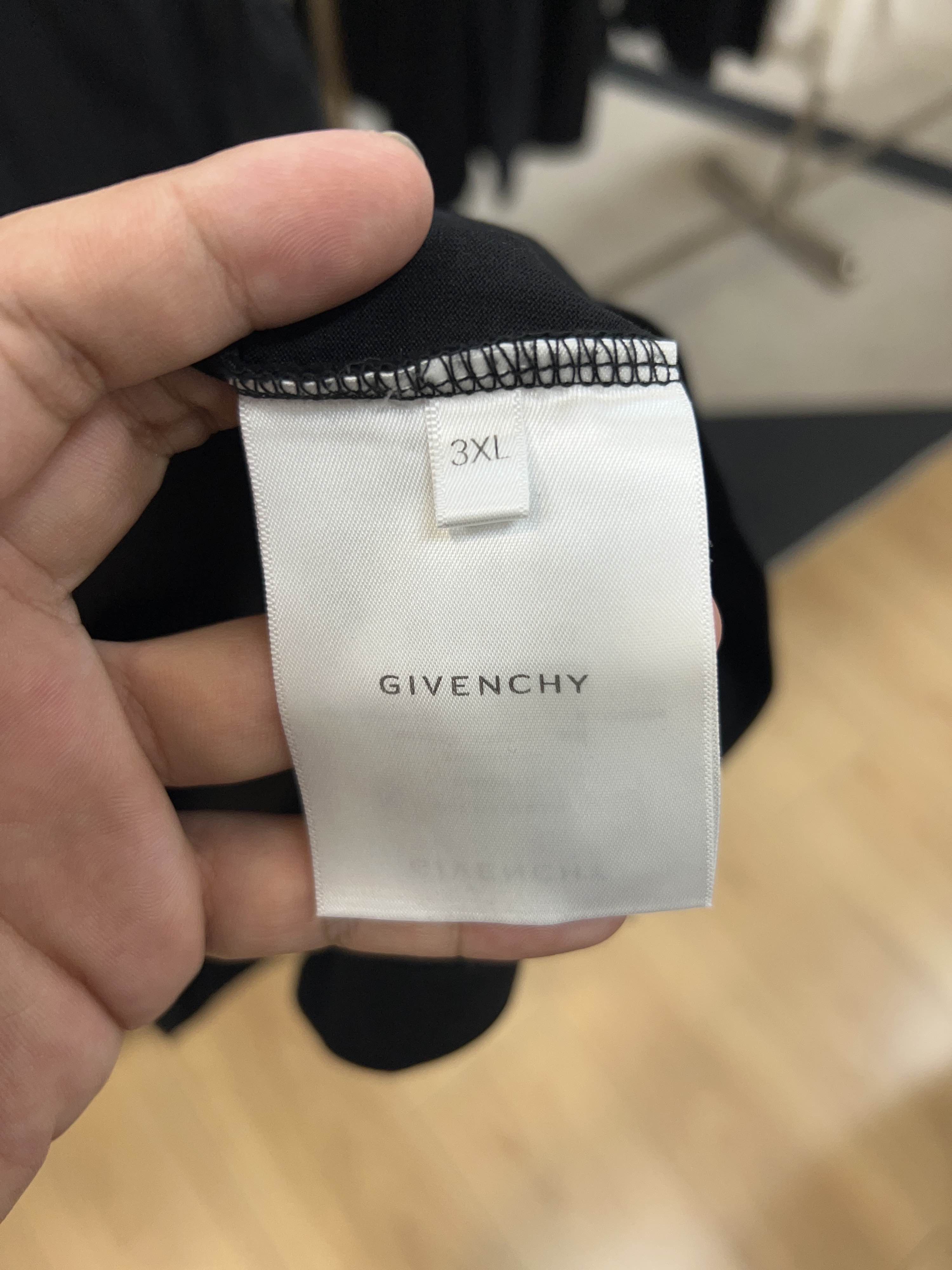 Givenchy Givenchy Rainbow Logo Tank Top Size XXL Size US XXL / EU 58 / 5 - 4 Thumbnail