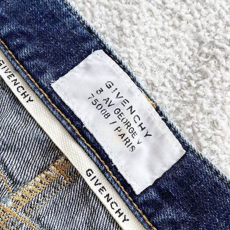 Givenchy Givenchy Logo Belt Distressed Denim Mini Skirt 38 Size 27" / US 4 / IT 40 - 3 Thumbnail