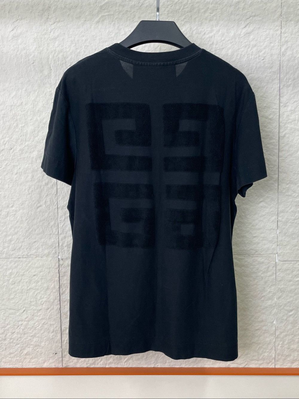 Givenchy Givenchy Graffiti Crescent T-Shirt Size US XXS Size US XXS / EU 40 - 2 Thumbnail