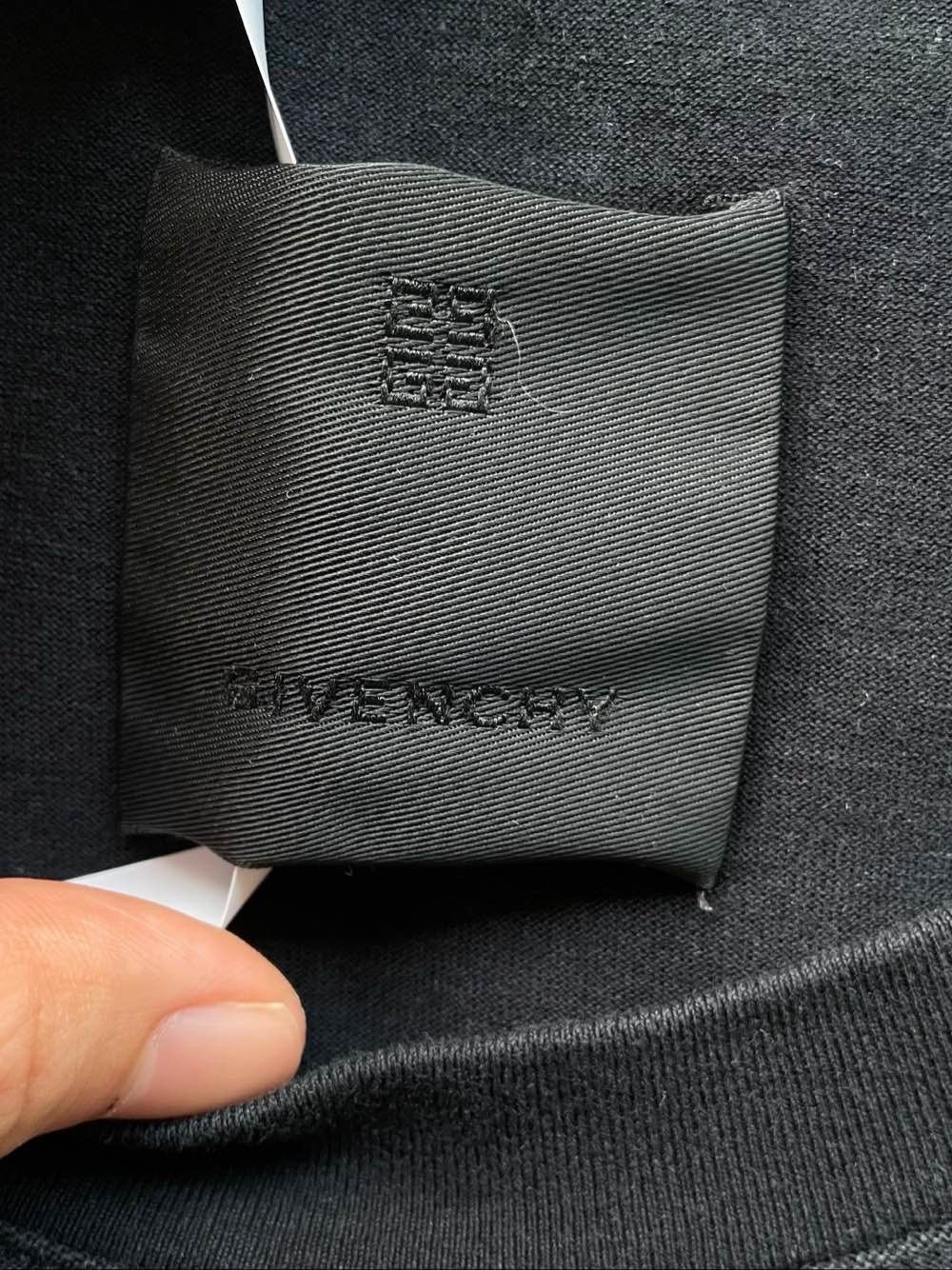 Givenchy Givenchy Graffiti Crescent T-Shirt Size US XXS Size US XXS / EU 40 - 3 Thumbnail