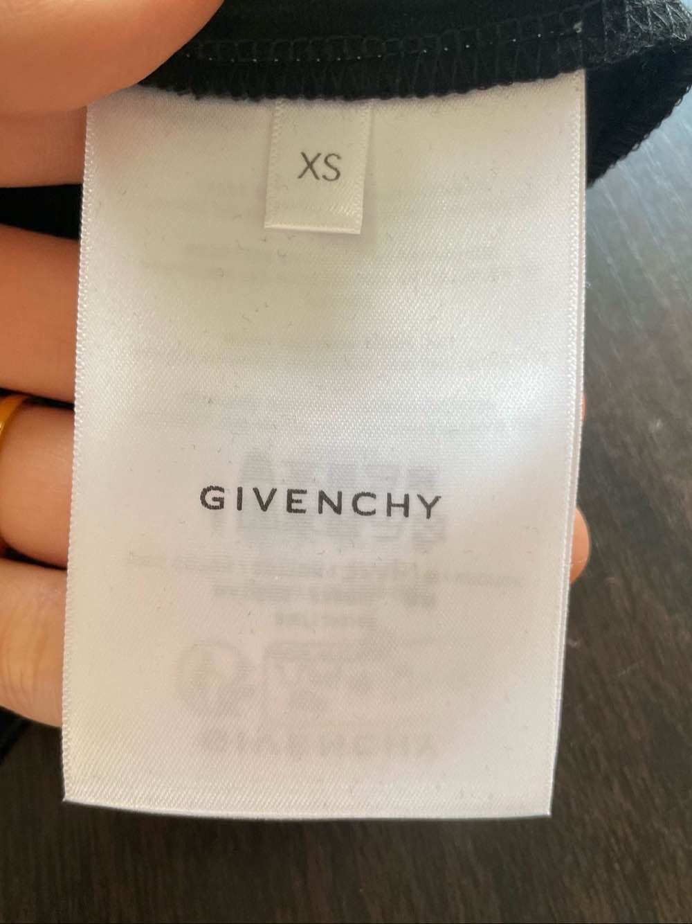 Givenchy Givenchy Metal Logo T-Shirt Size XS Size US XS / EU 42 / 0 - 4 Thumbnail
