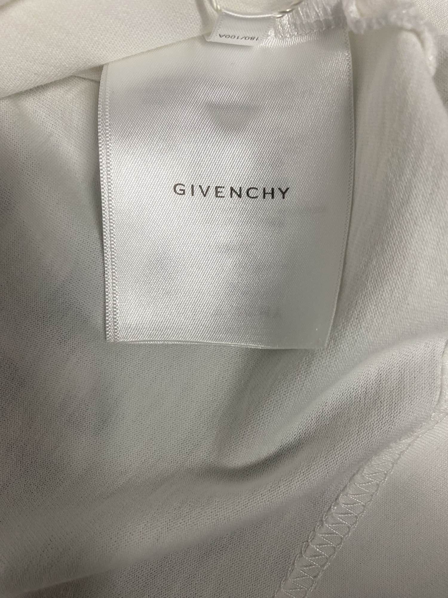 Givenchy Givenchy Logo Print T-Shirt Size L Size US L / EU 52-54 / 3 - 4 Thumbnail