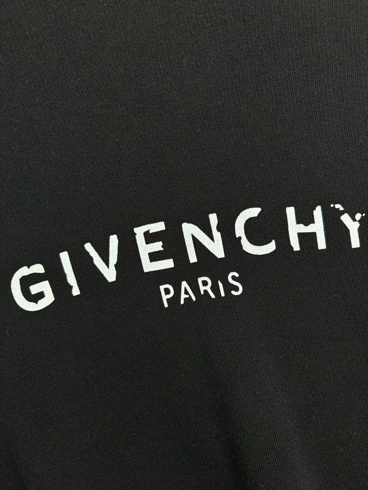 Givenchy Givenchy Distressed Logo Hoodie Size M Size US M / EU 48-50 / 2 - 5 Thumbnail