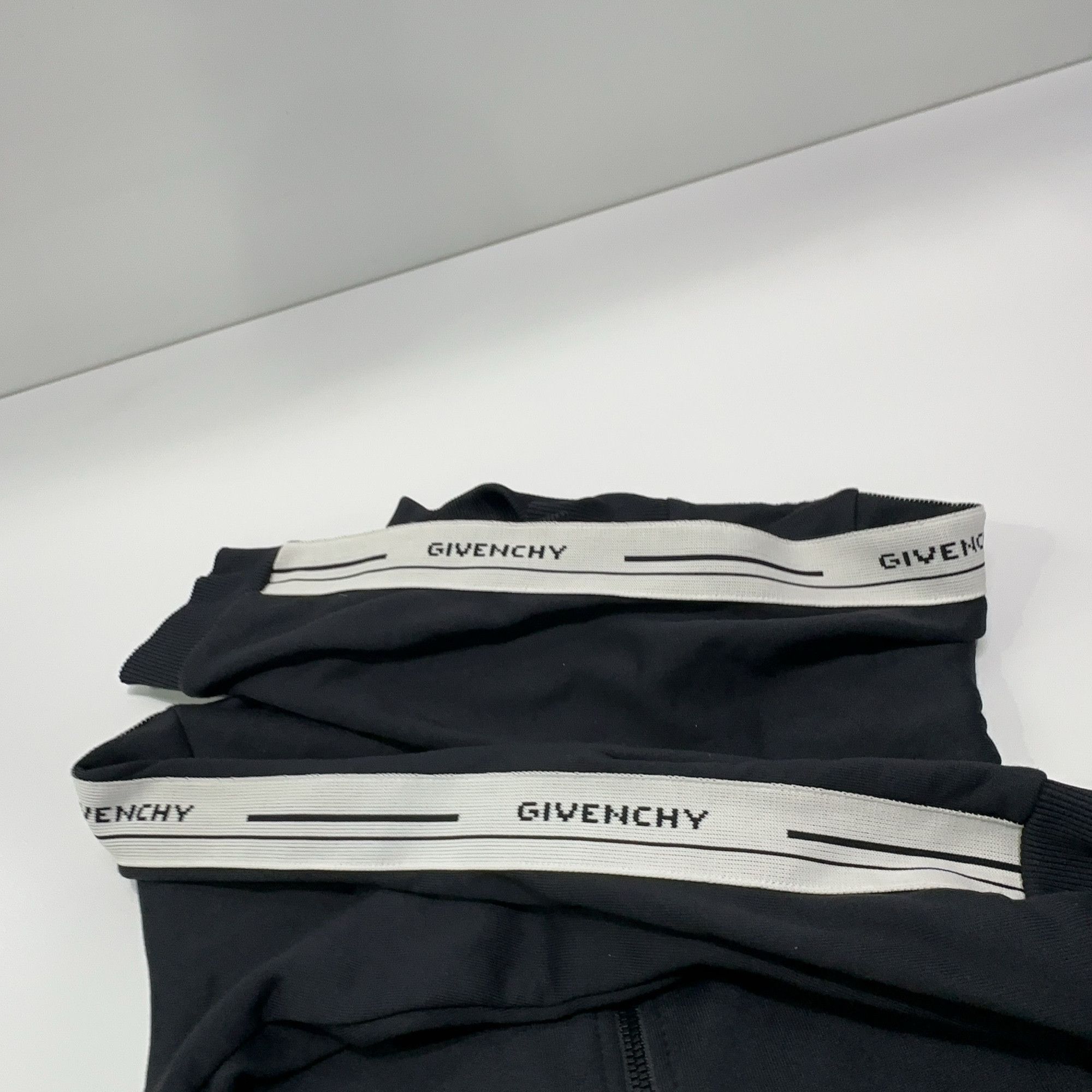 Givenchy Givenchy Logo Tape Track Jacket Size XXS Size US XXS / EU 40 - 8 Thumbnail