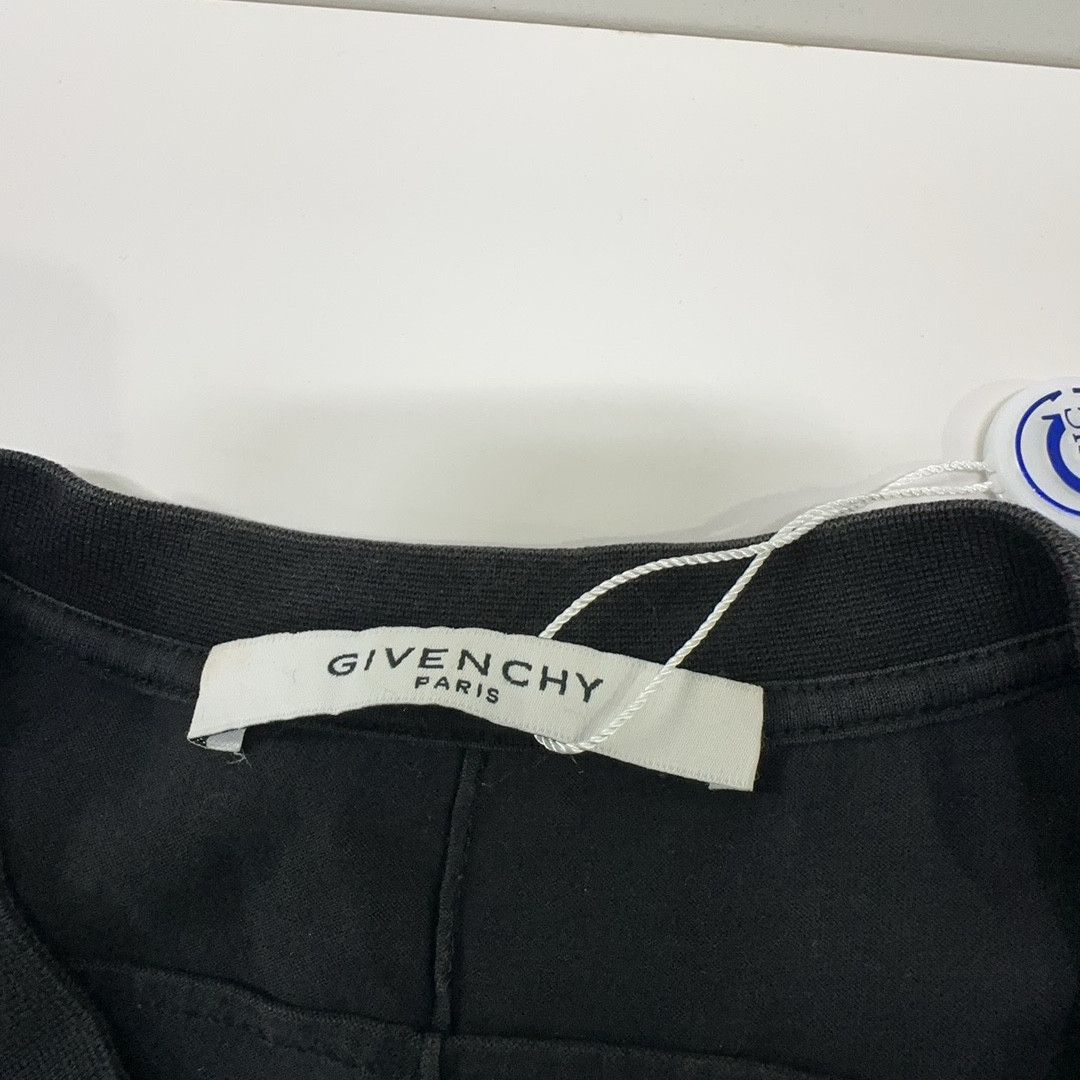 Givenchy Givenchy I FEEL LOVE Print T-Shirt Size S Size US S / EU 44-46 / 1 - 3 Thumbnail