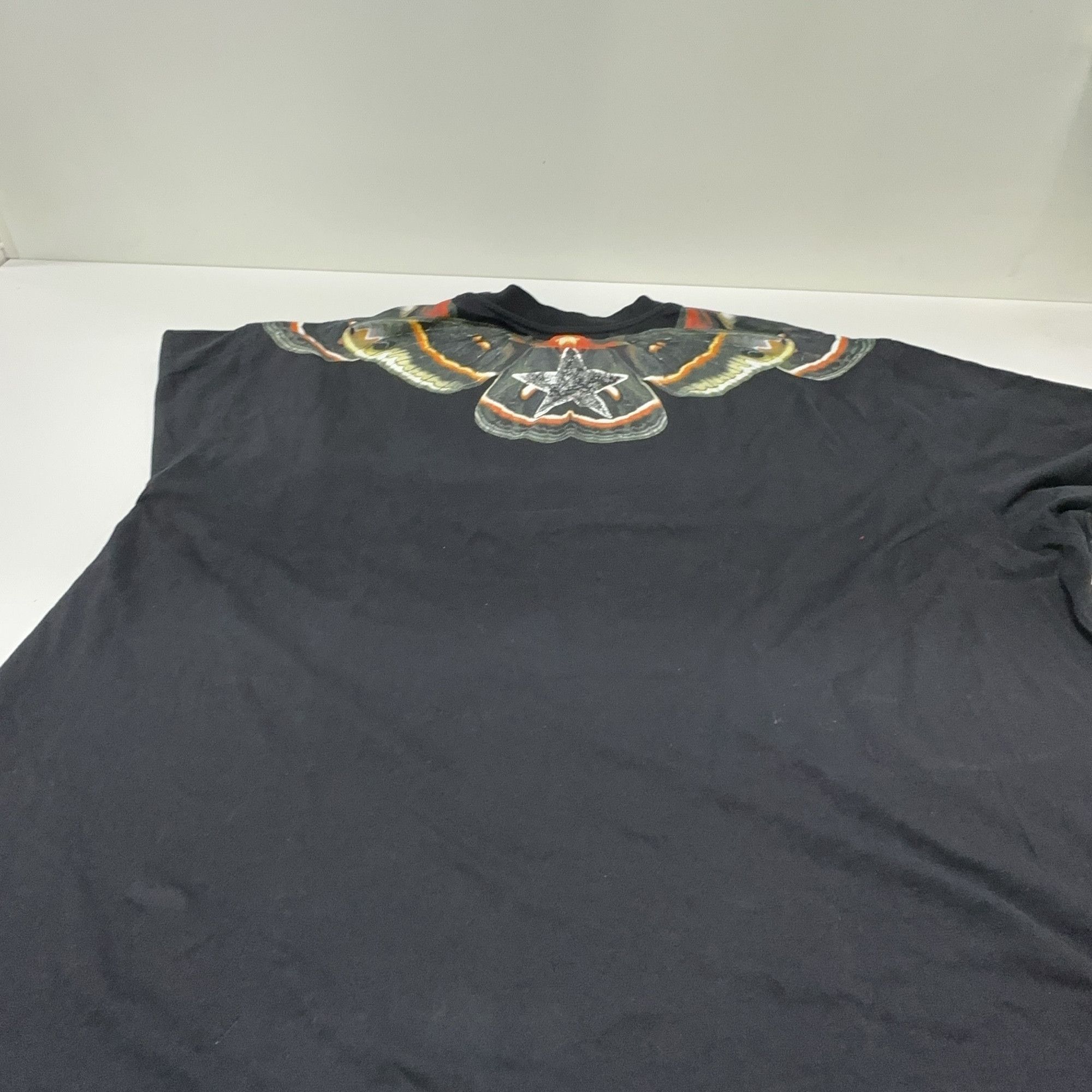 Givenchy Givenchy Moth Print T-Shirt Size L Size US L / EU 52-54 / 3 - 11 Thumbnail